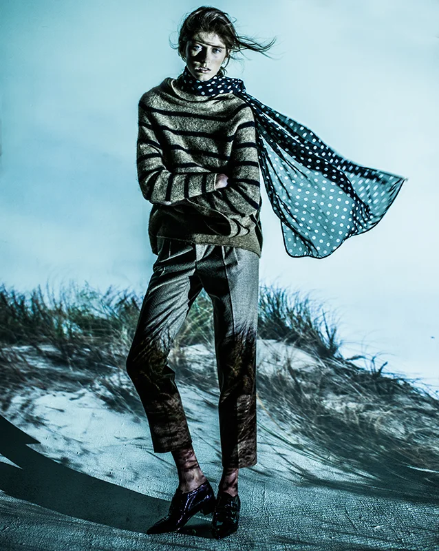 AMAZING_MAGAZINE_PROJECTED_JAN_2015_006.jpg