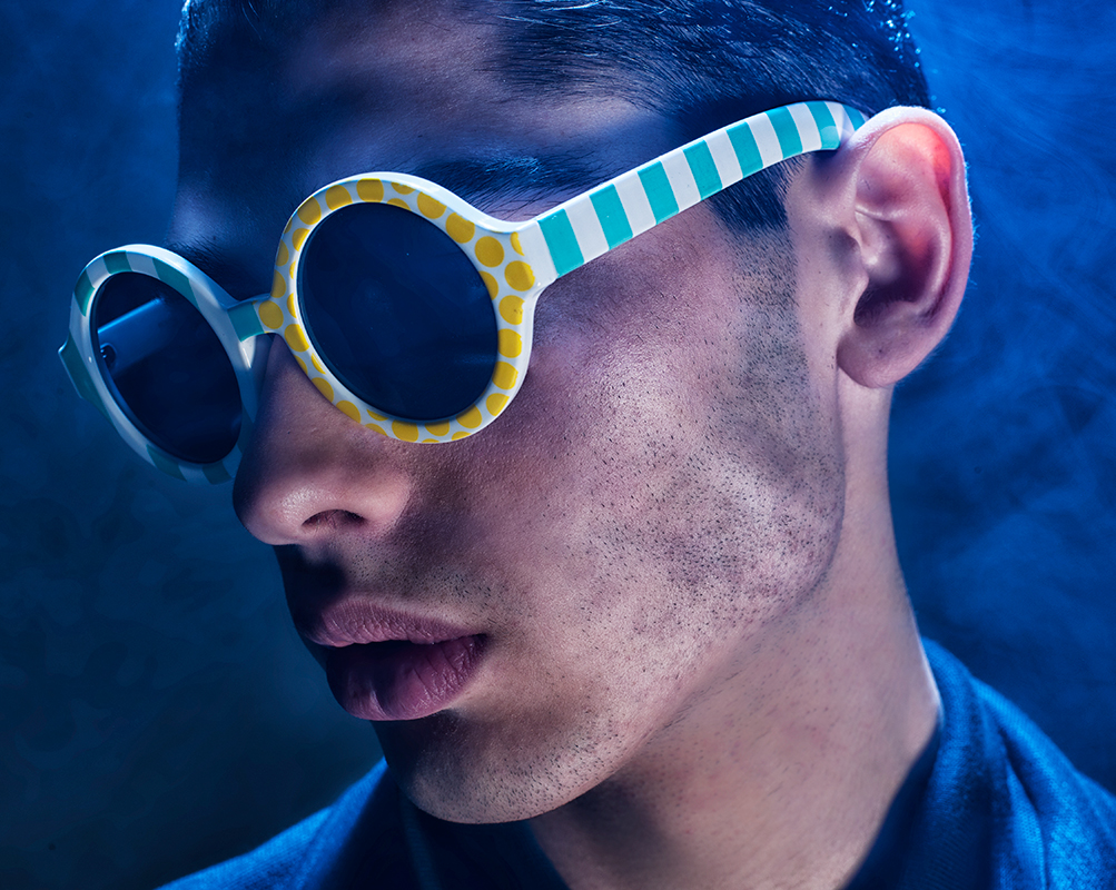 AMAZING_MAGAZINE_BLUELIGHT_MARCH_2015_008.jpg