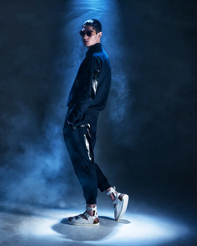 AMAZING_MAGAZINE_BLUELIGHT_MARCH_2015_007.jpg