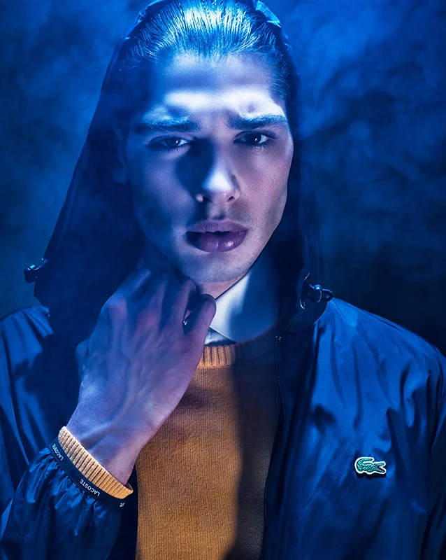 AMAZING_MAGAZINE_BLUELIGHT_MARCH_2015_004.jpg