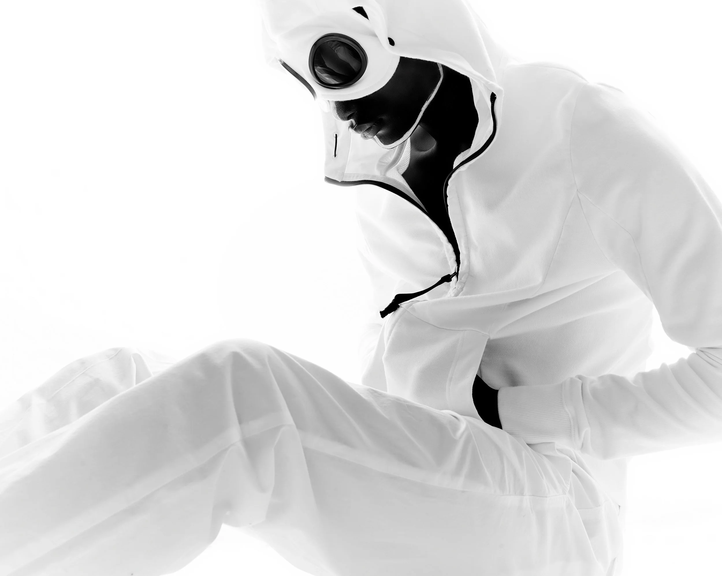 AMAZING_WHITE72974.jpg