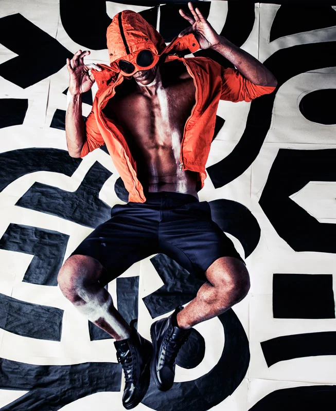 AMAZING_MAG_JUMPER_DEC_2013_004.jpg