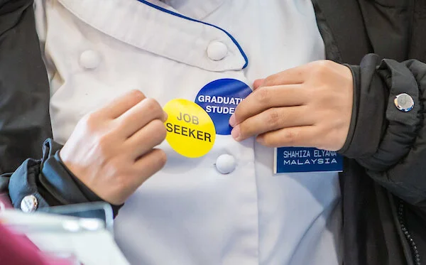 CareerFairVolunteers.jpg