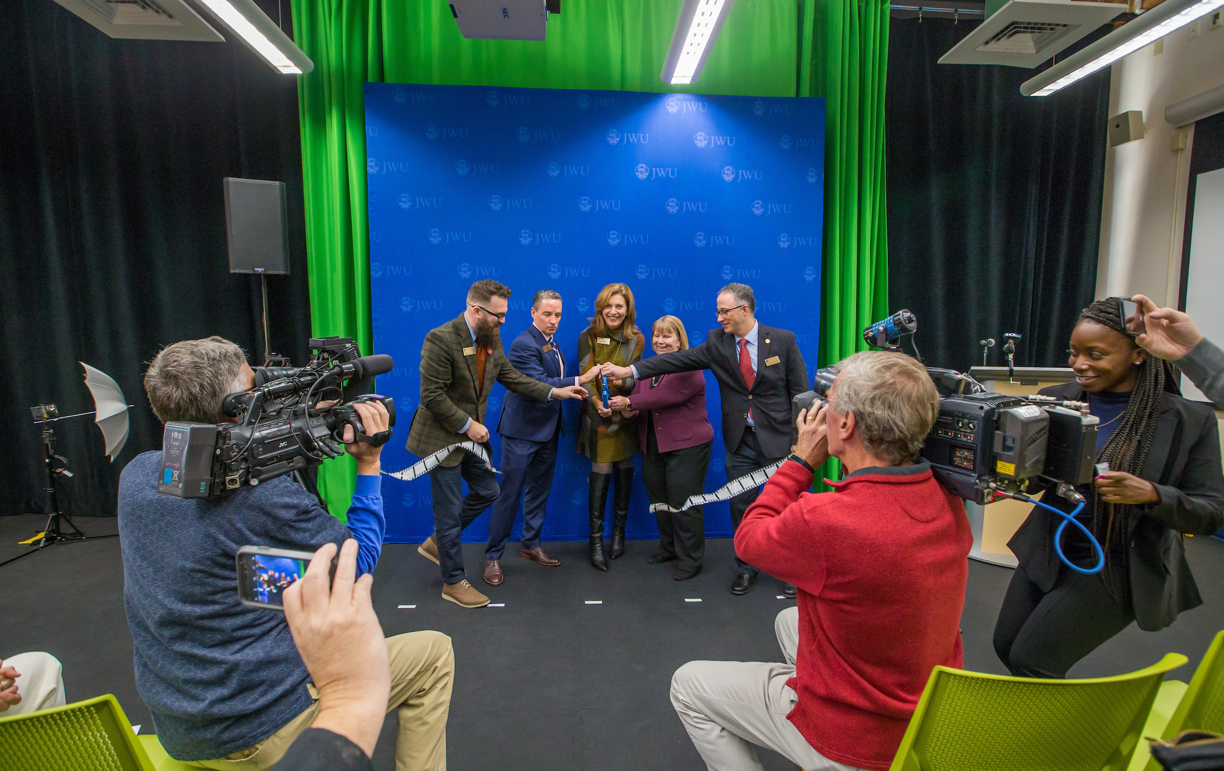 20191004_CenterForMediaProduction-Opening-C83T1317.jpg