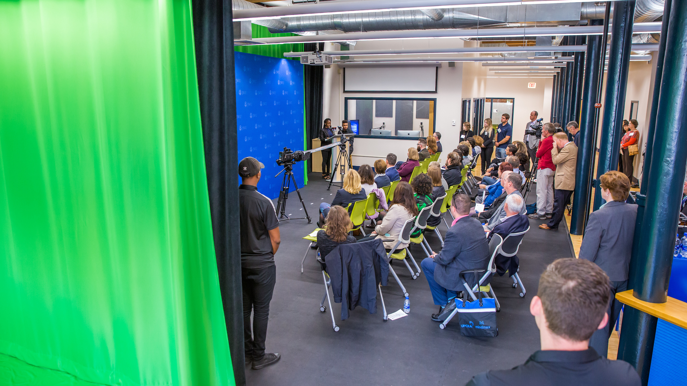 20191004_CenterForMediaProduction-Opening-5I0A4200.jpg