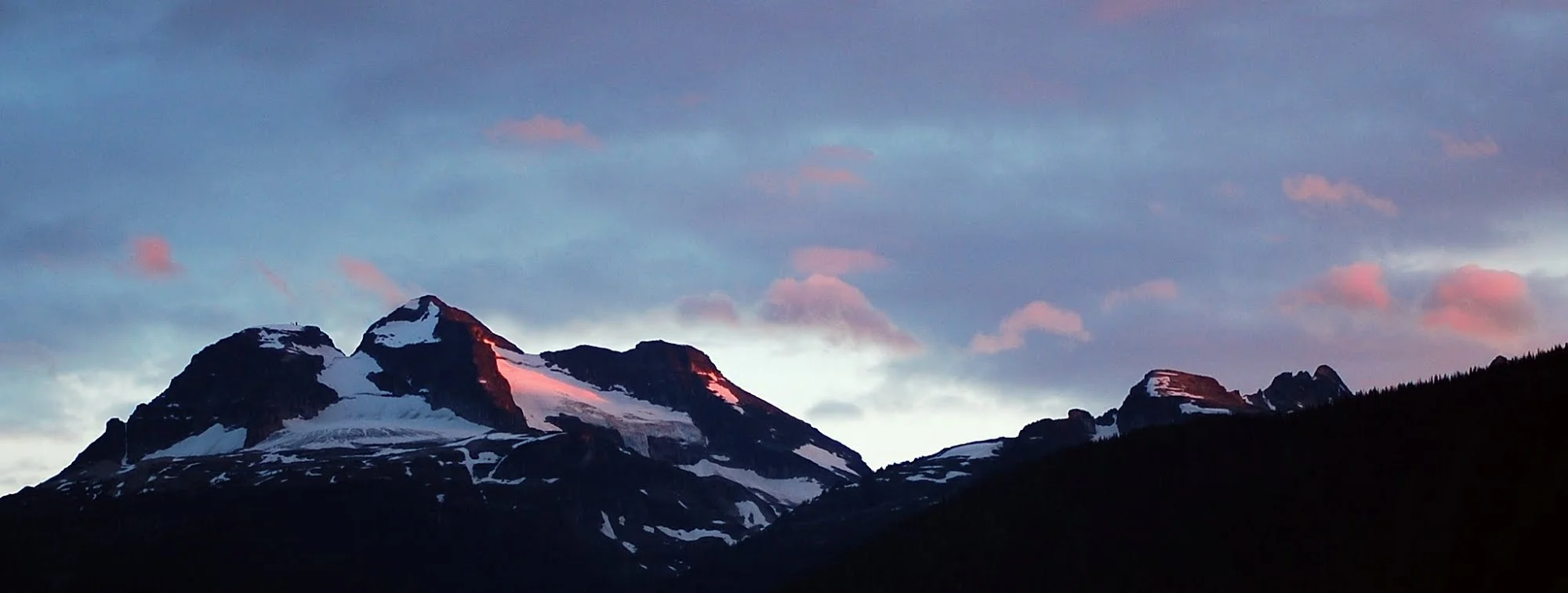 2008-08-11 - 02 - Mountains Above Revelstoke.jpg