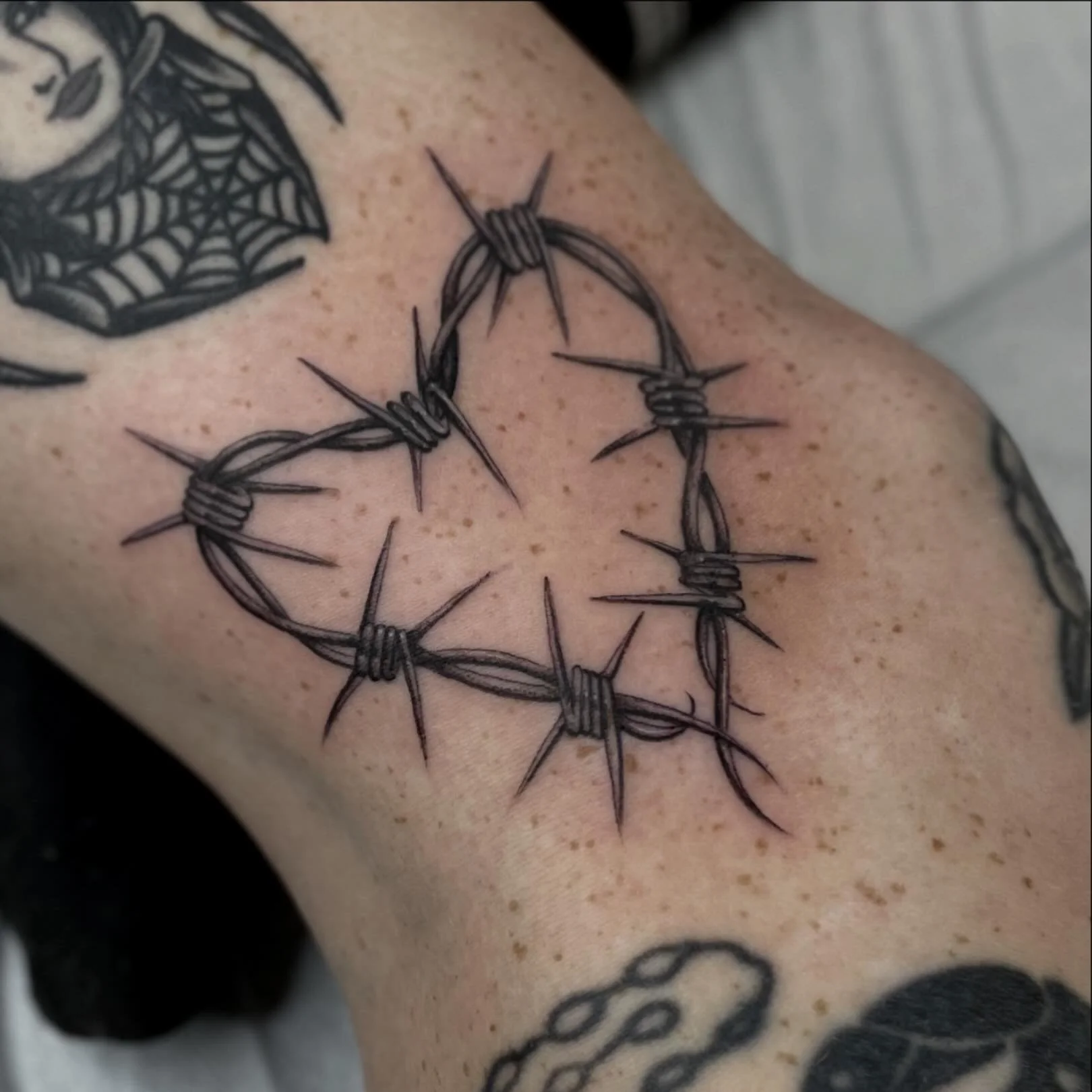 Yes twin🤞 @redemptiontattoo