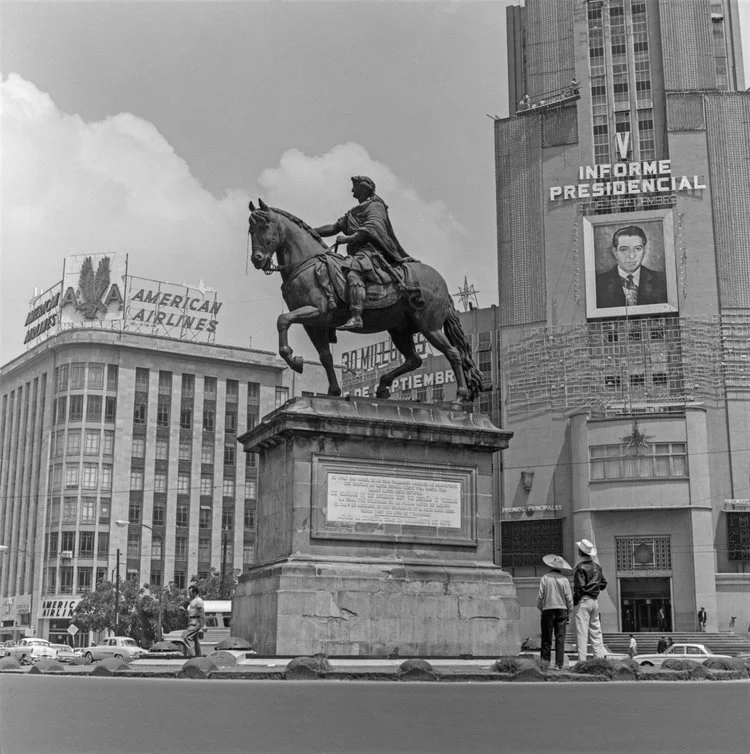Carlos IV statue