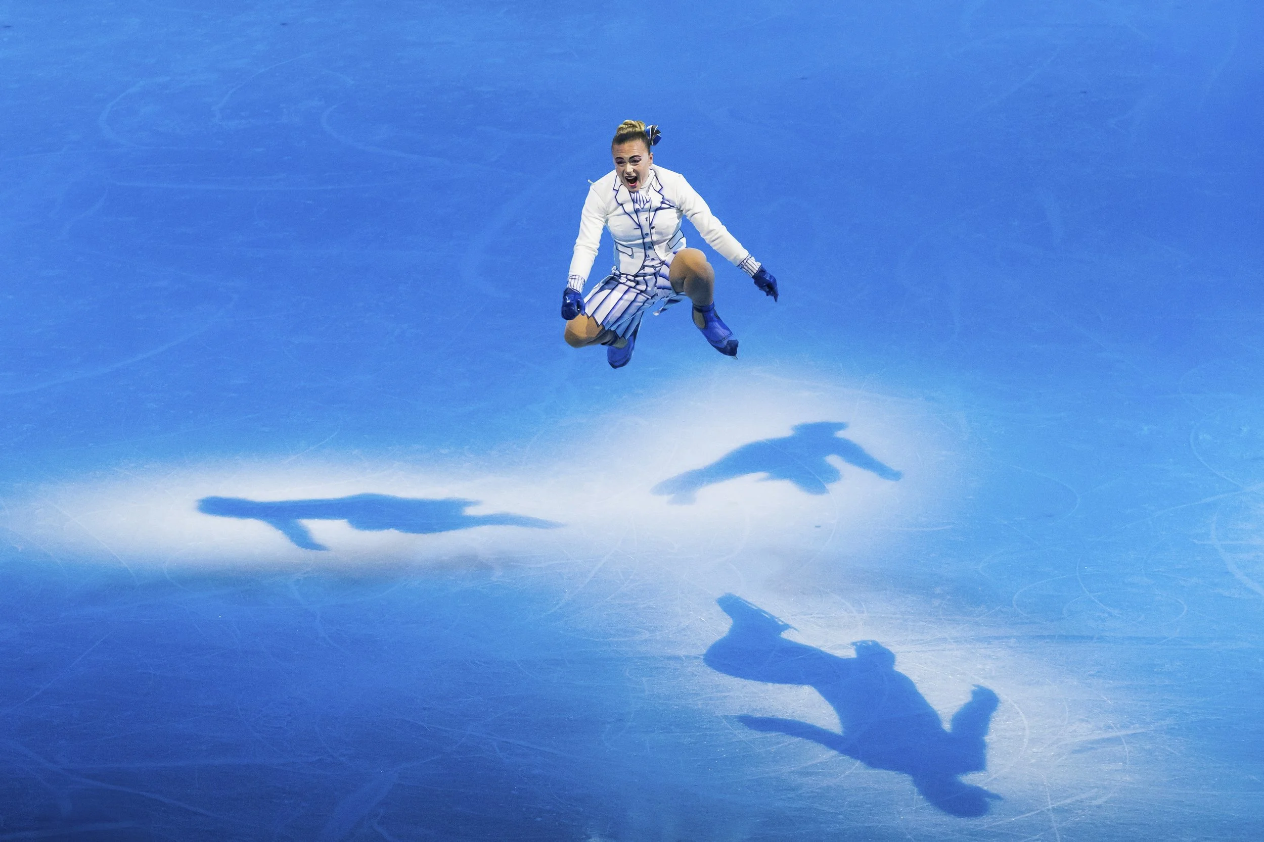 Acrisure_Cirque_Crystal_TaraHoward-57EDIT.JPG