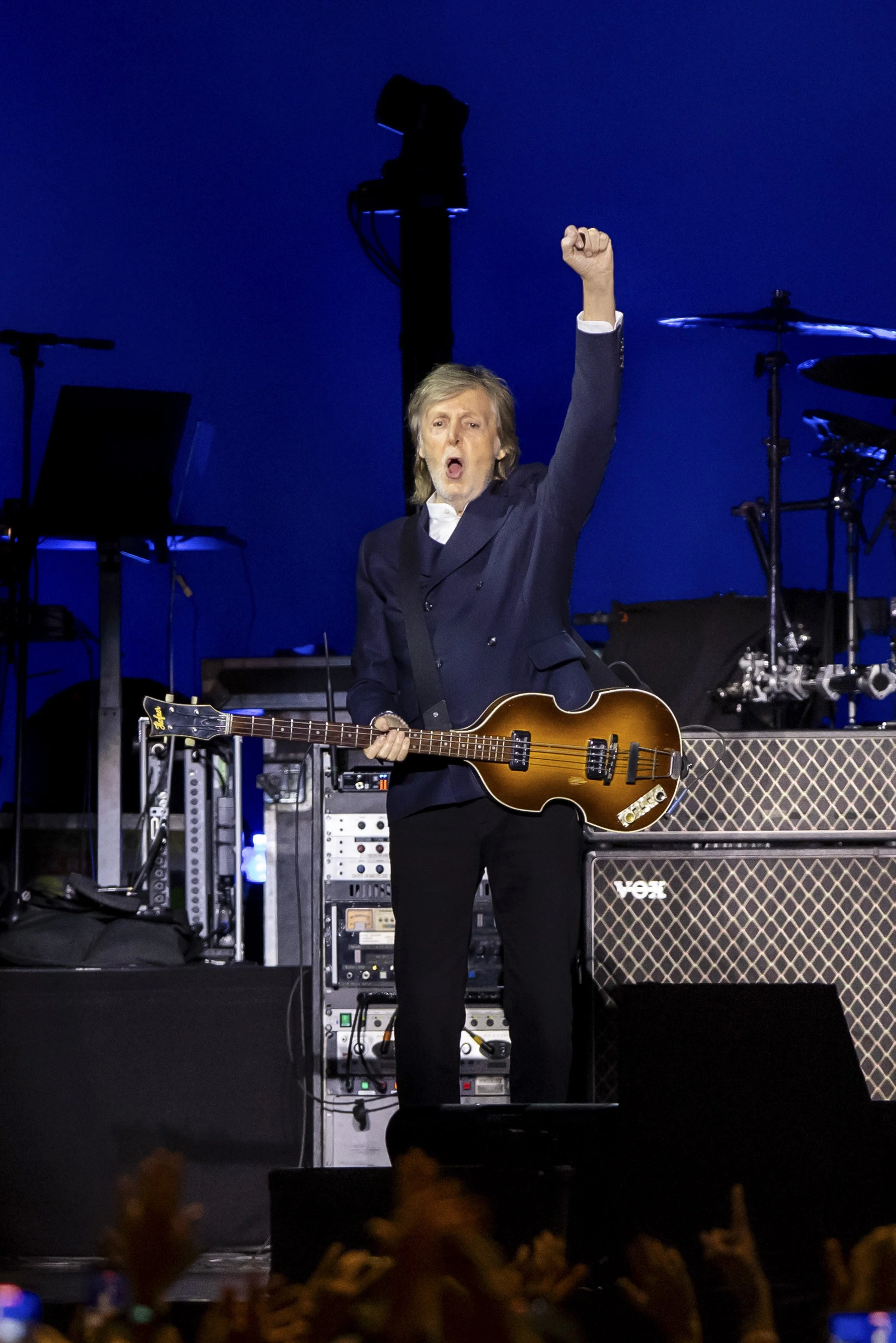 Acrisure_PaulMcCartney_TaraHoward.JPG