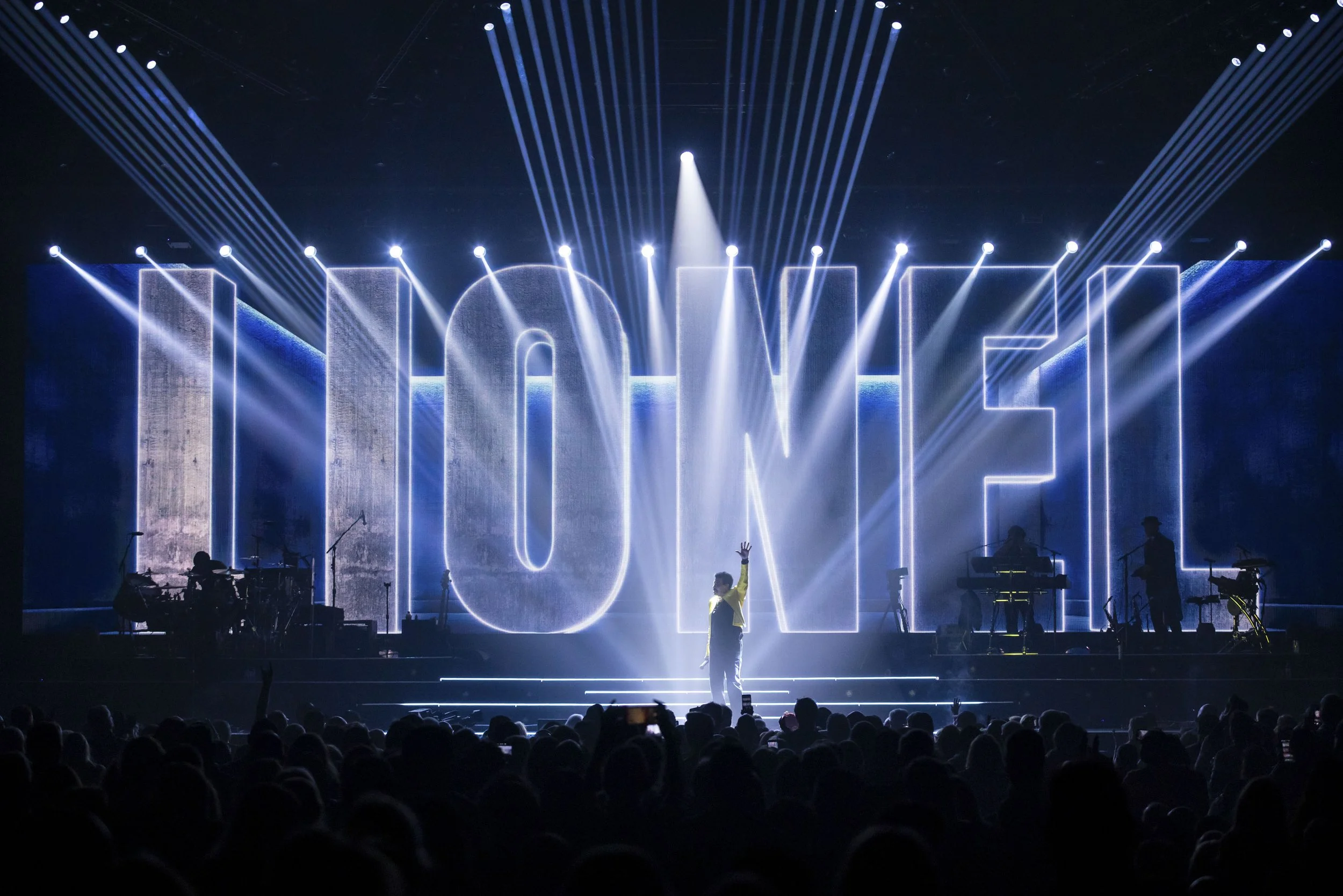 Acrisure_LionelRichie_TaraHoward-19EDIT.JPG