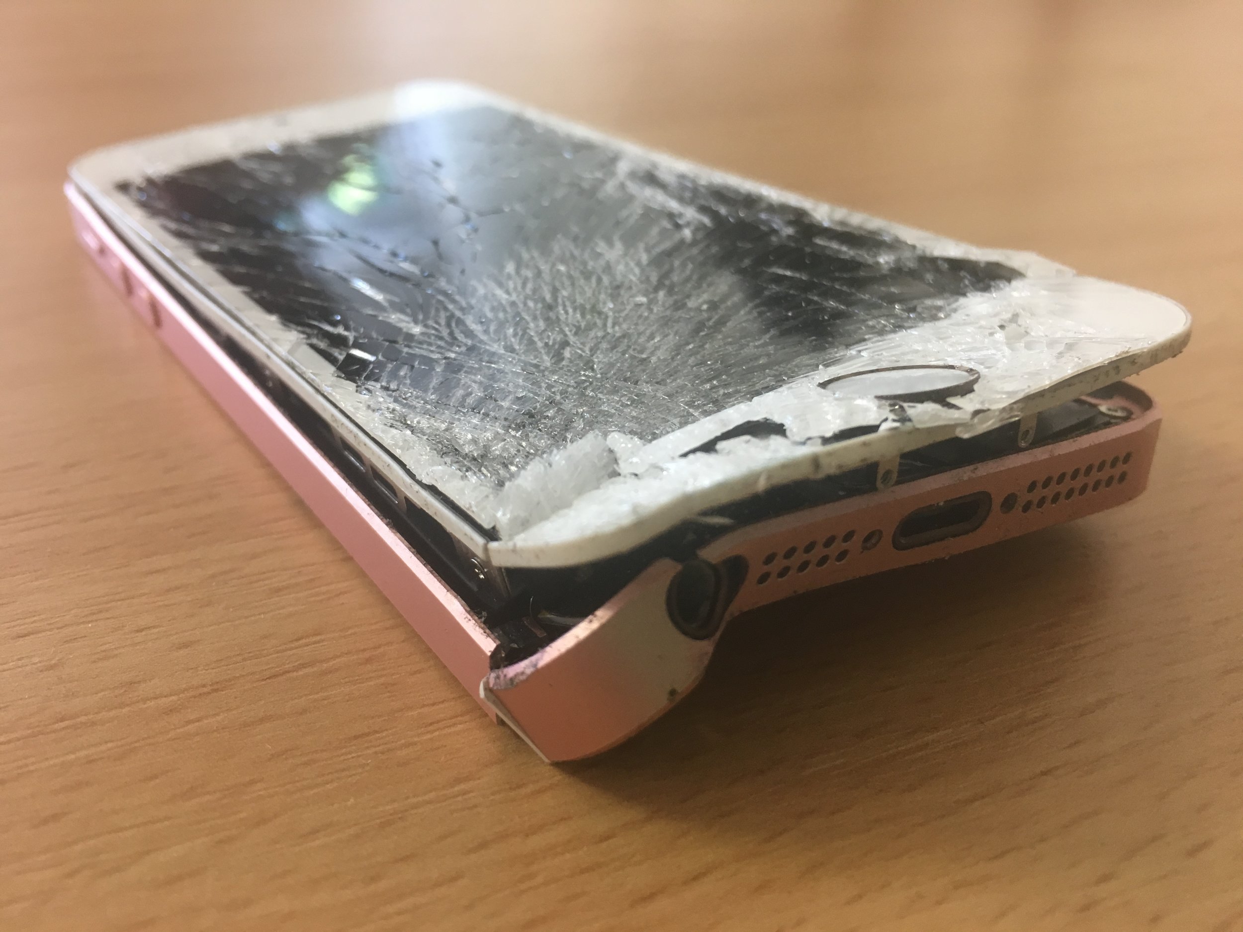 iPhone SE Before Repair