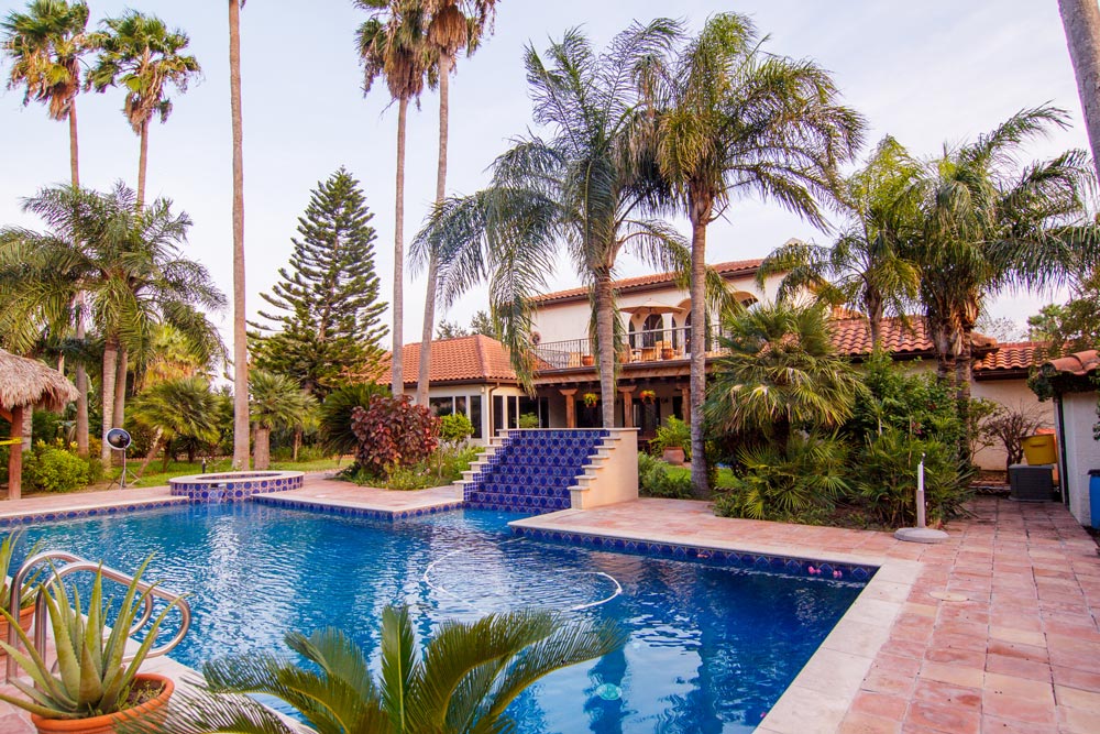 The Inn (Pool Area)