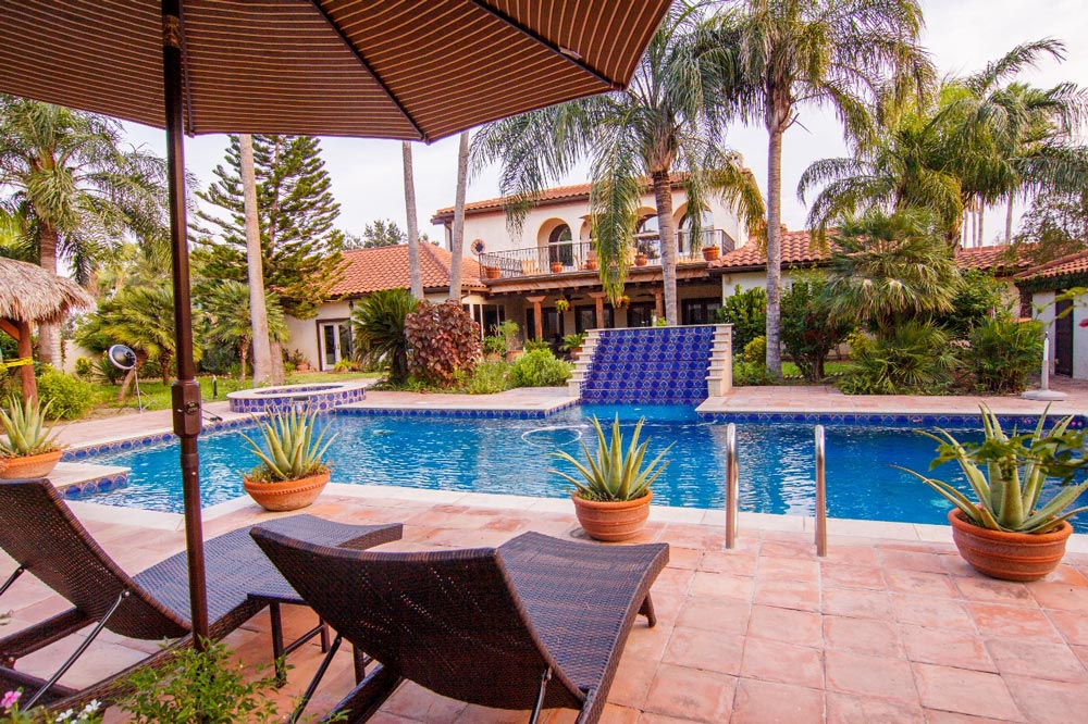 The Inn (Pool Area)