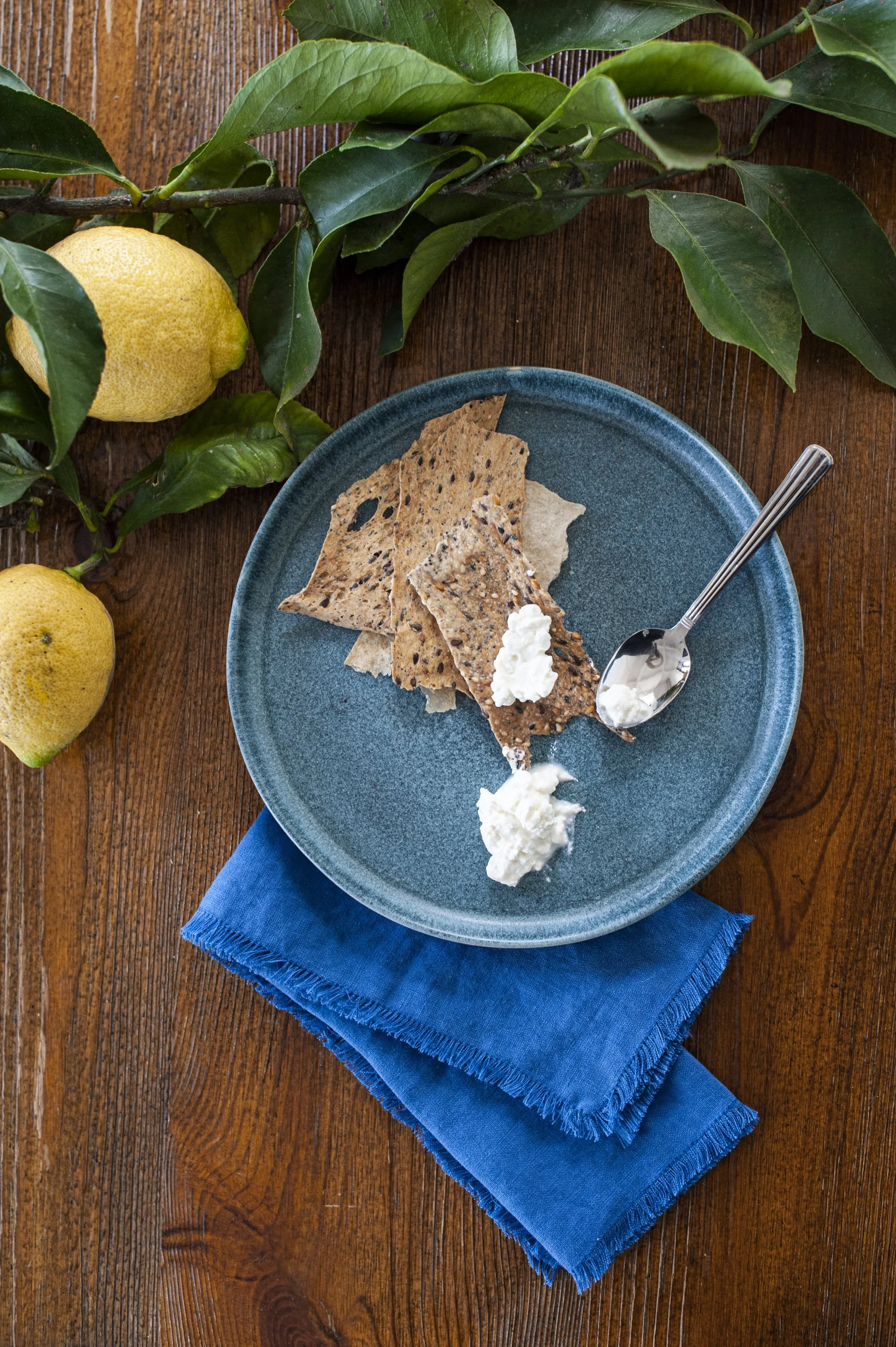 linen_napkin_deep_ocean_blue.jpg