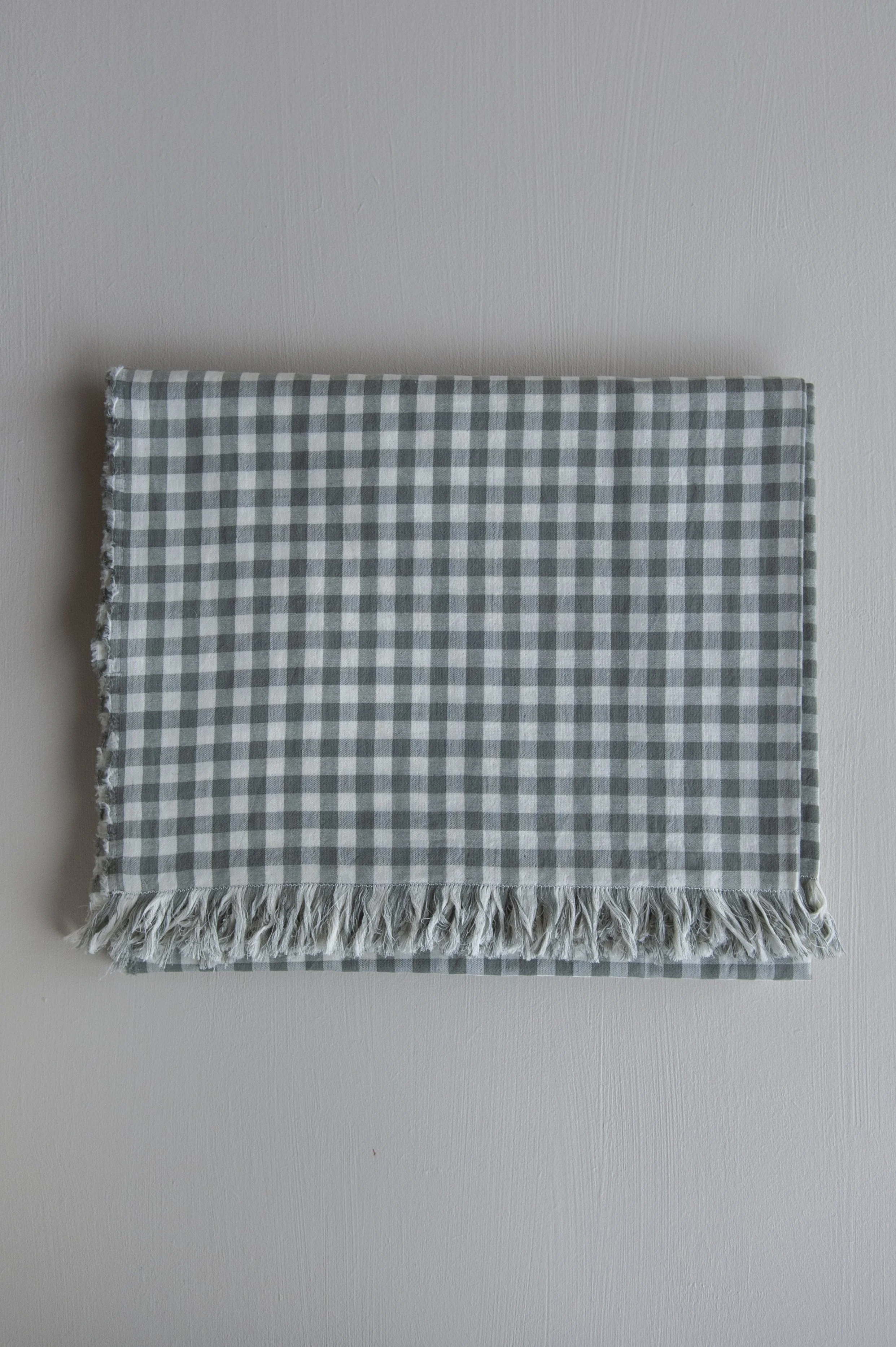 SS26_19_Table Cloth grey Big Gingham_product.jpg