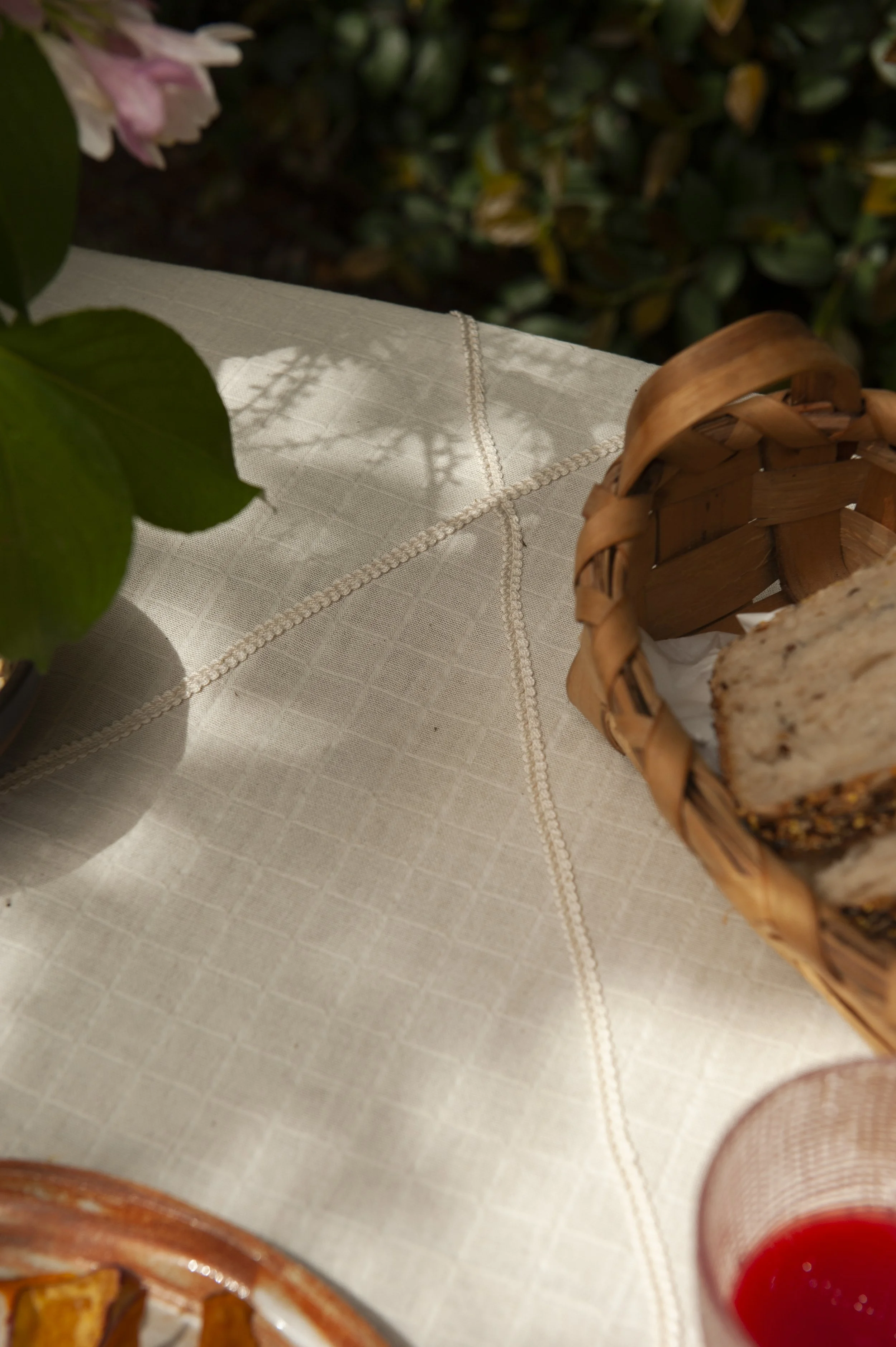 SS26_37_Table Cloth Natural with free tape design .jpg