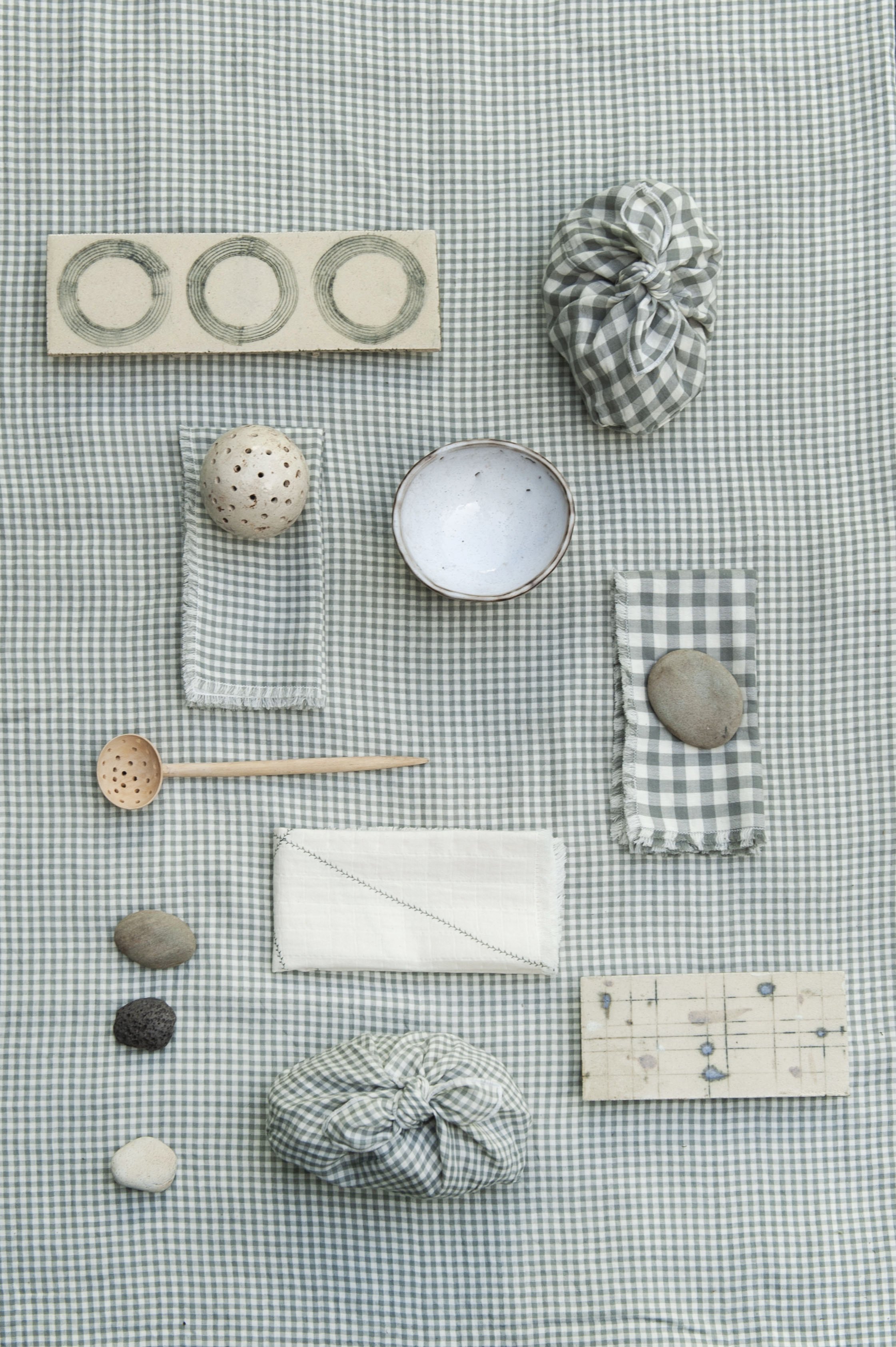 SS26_1_mood board gingham.jpg