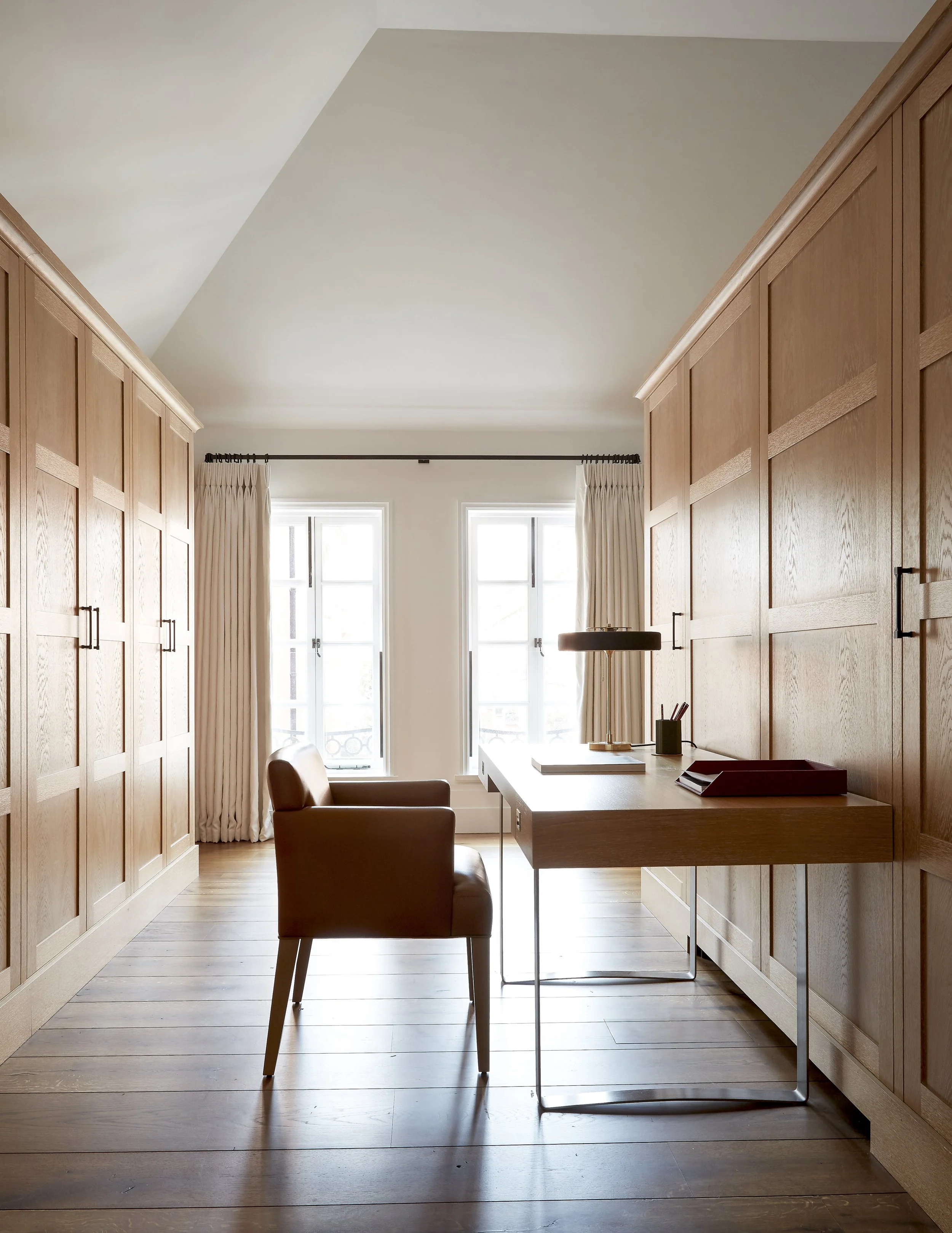 Interior detail with timber and bespoke finishes in Chelsea home