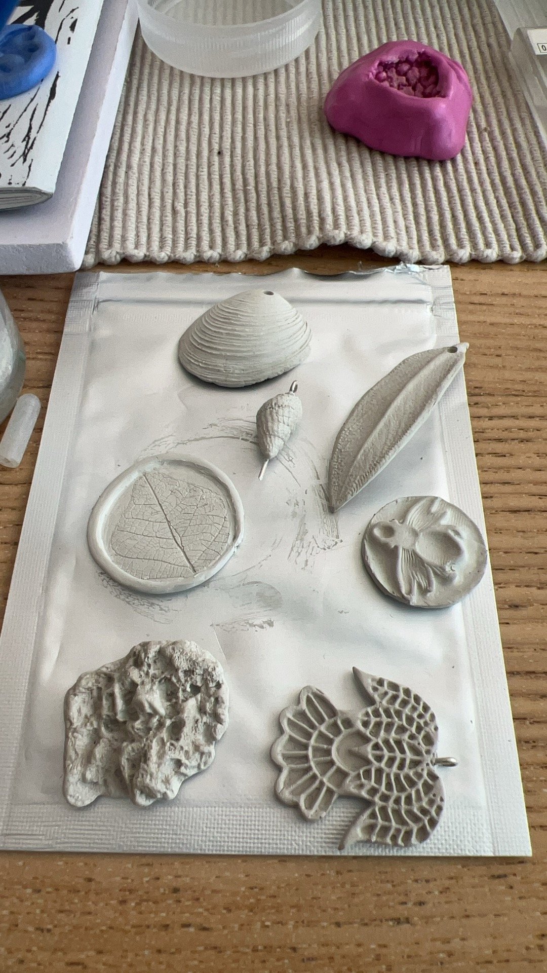 WORKSHOP || Casting nature into silver: pendant or earrings
