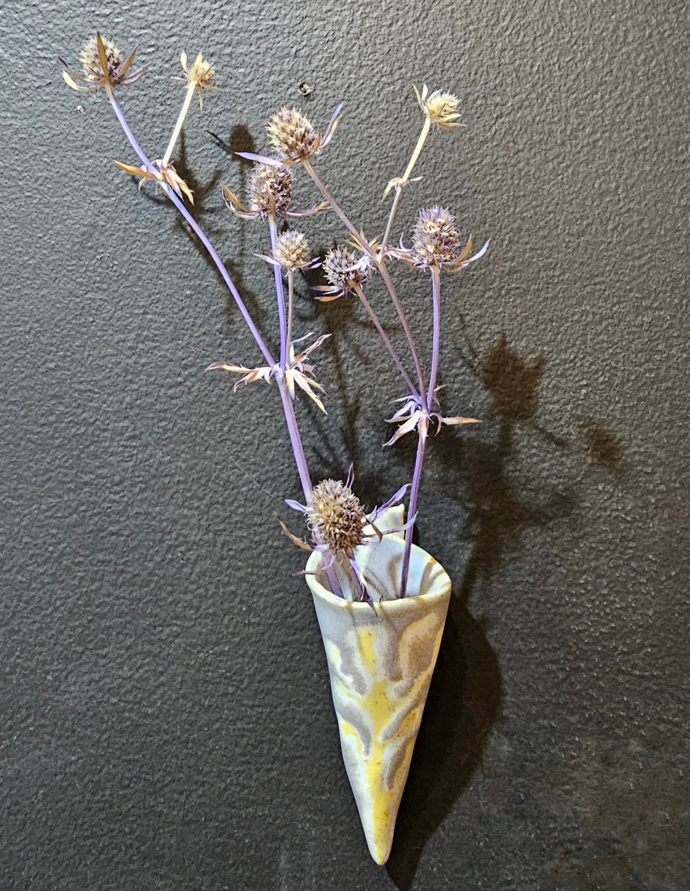 NO.1 WALL BOUQUET VASE   $35