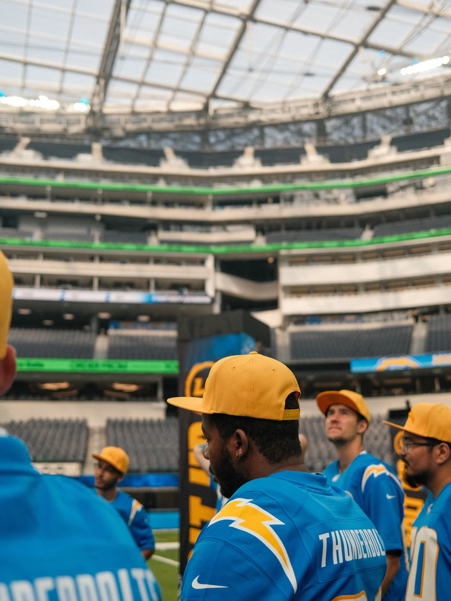 Week 5, here we come! 
We’re back at @sofistadium this Sunday to drum for our @chargers against the @commanders. See you there? 👀
#sidleentertainment #entertainment #liveentertainment #livemusic #livedrumline #drumlineentertainment #professi