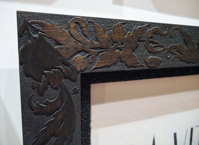 Morris – Dark Embossed Acanthus detail