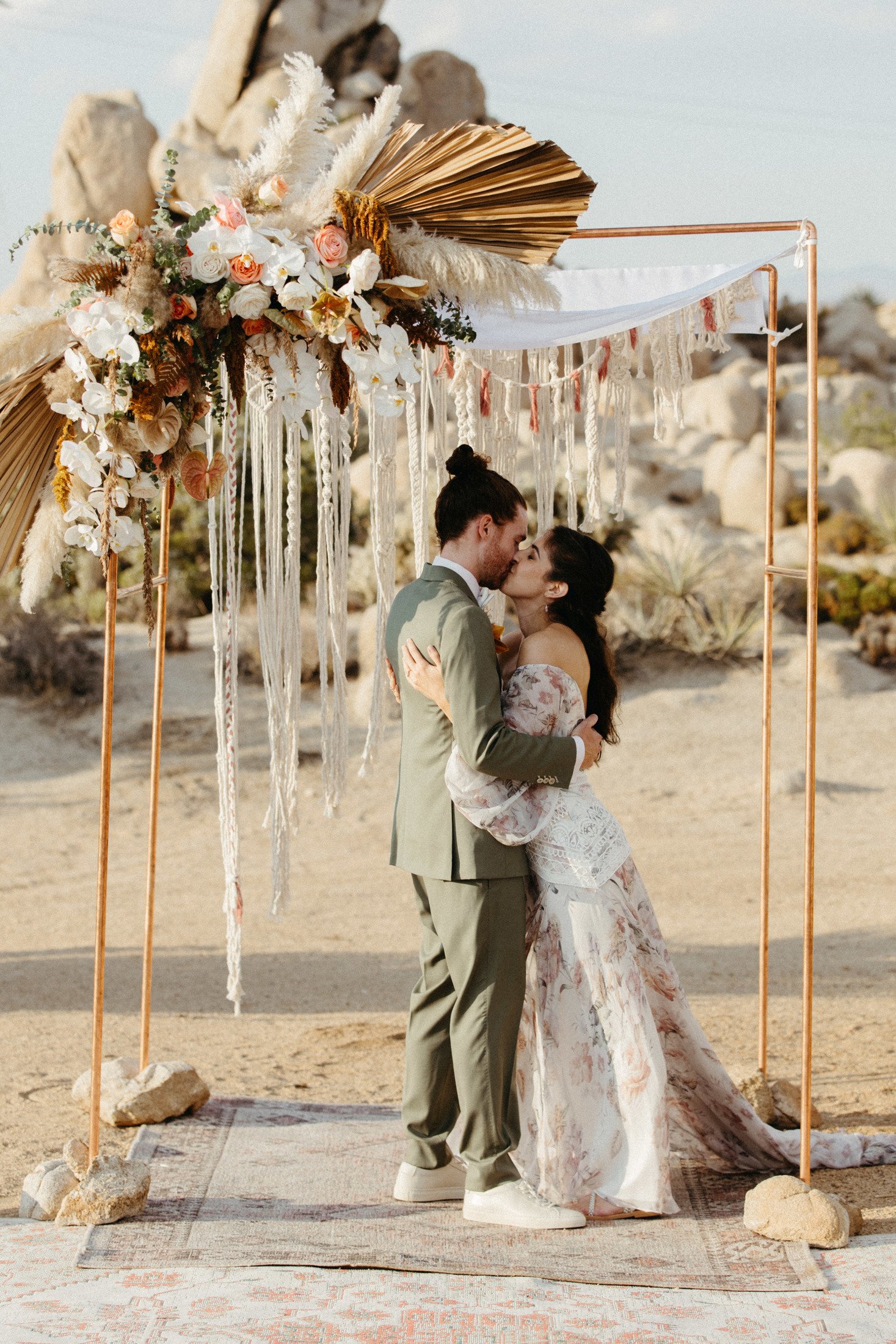 2021-07-31_Stav+Mark_High Desert Paradise Wedding-336.jpg