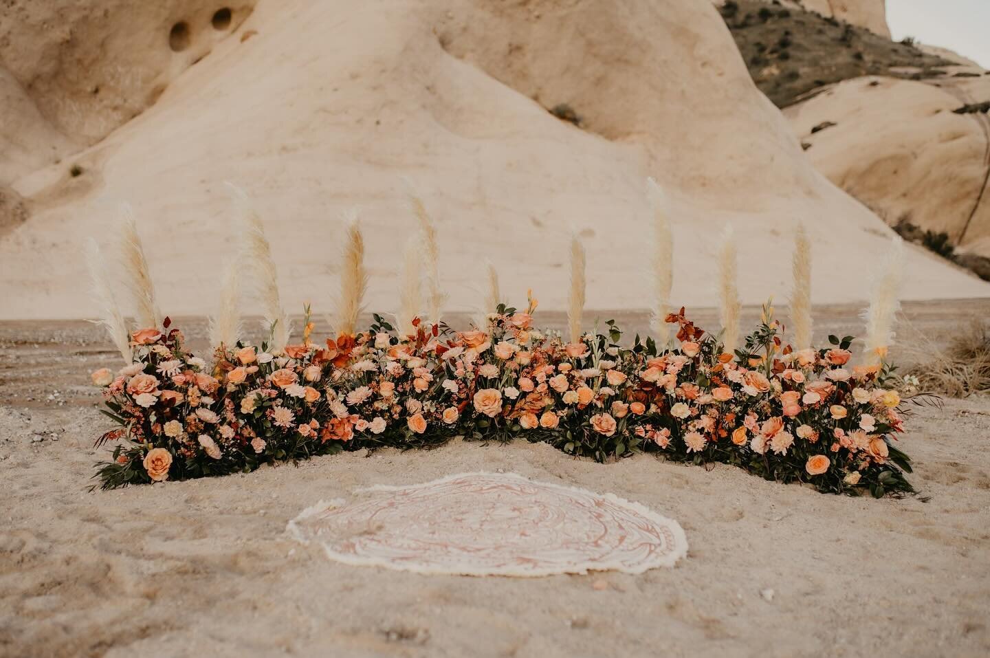 As seen on @destinationido 

Host &amp; Photographer: @j.emmanuelphotography
Co-host &amp; Florist: @arelieventdesign
Makeup: @monaf0x
Stationary: @mintedweddings
Couple: @anoniie @marco_collins27
Dress: @ruedeseinebridal @rawgoldenrentals
Suit: @fri