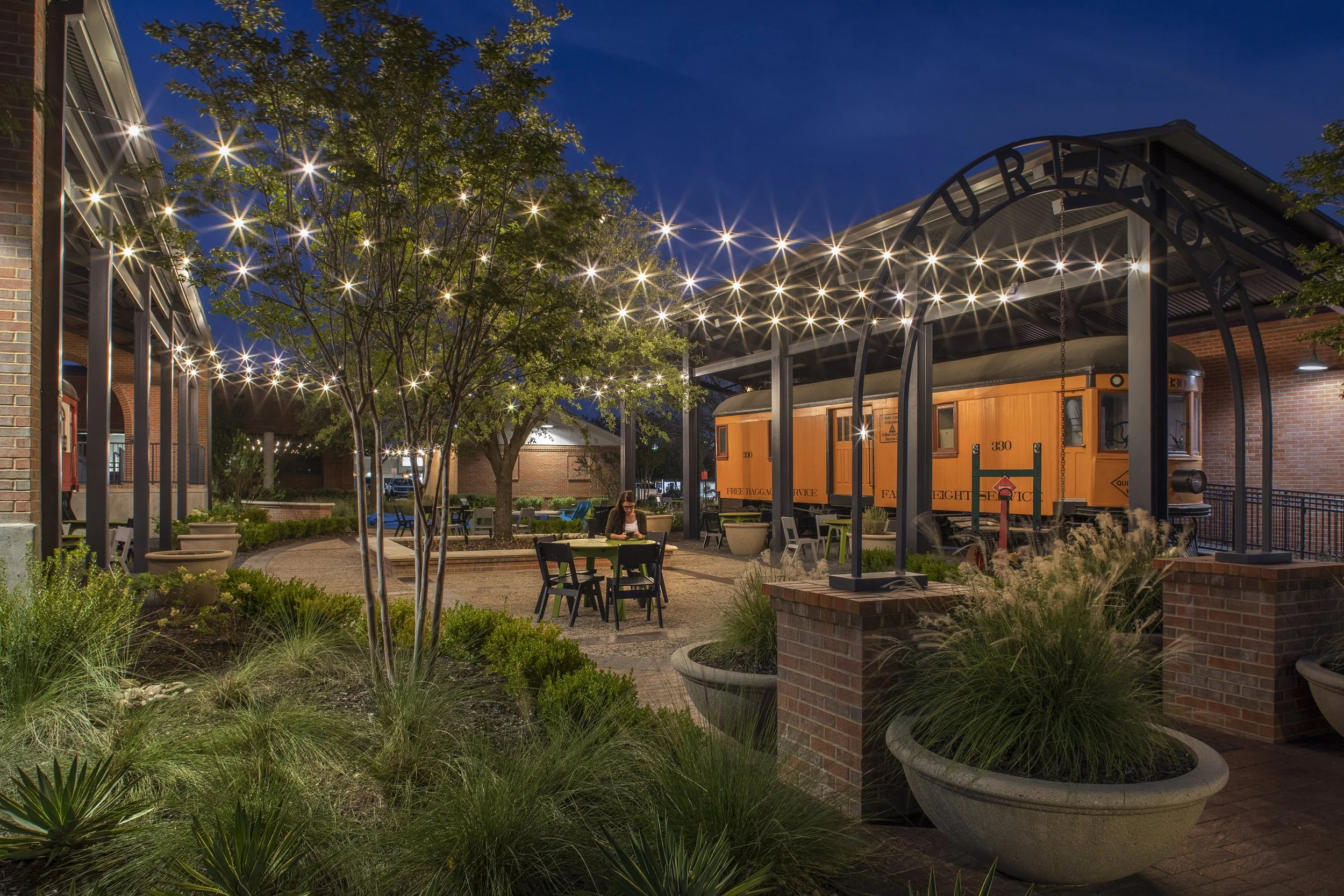 TBG Burleson Plaza-0263.jpg