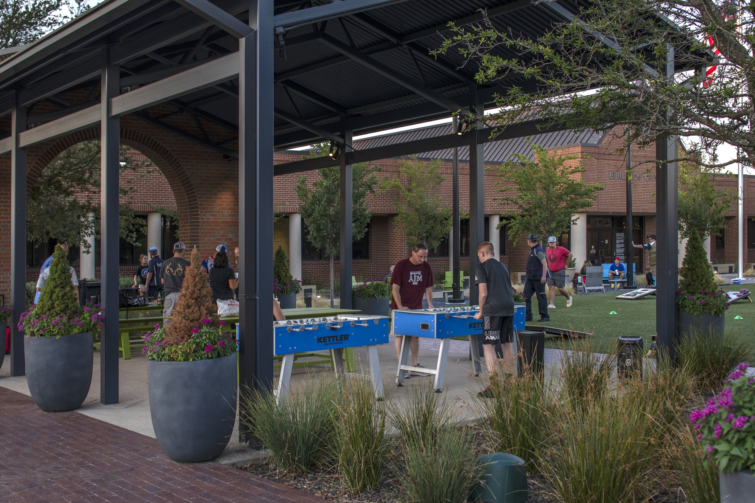 TBG Burleson Plaza-0135.jpg