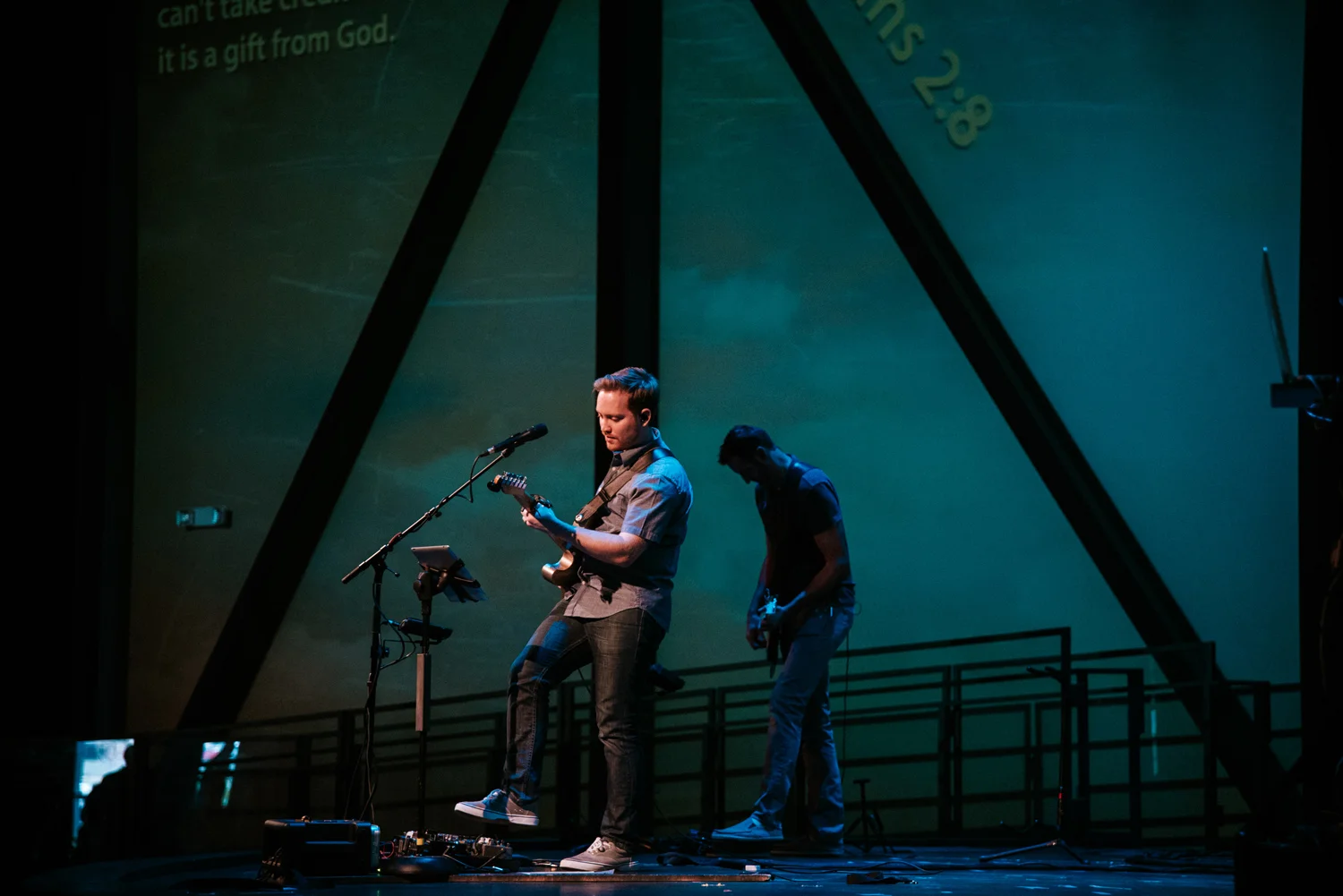 CrossPoint-Church-Strong-Series-Wk2-31.jpg