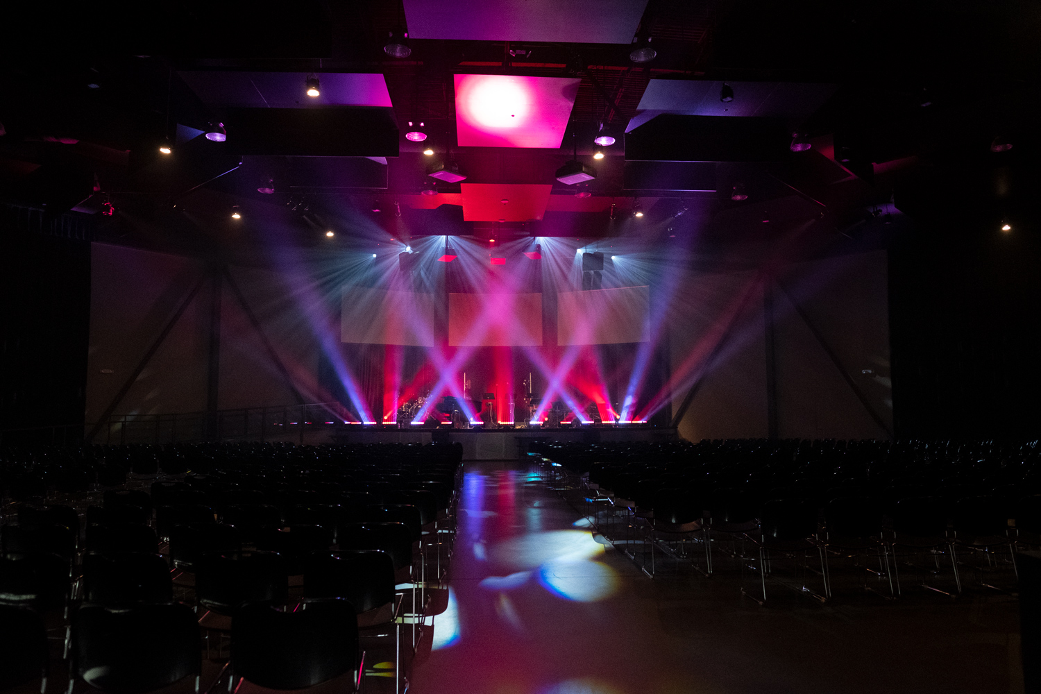 stage.jpg