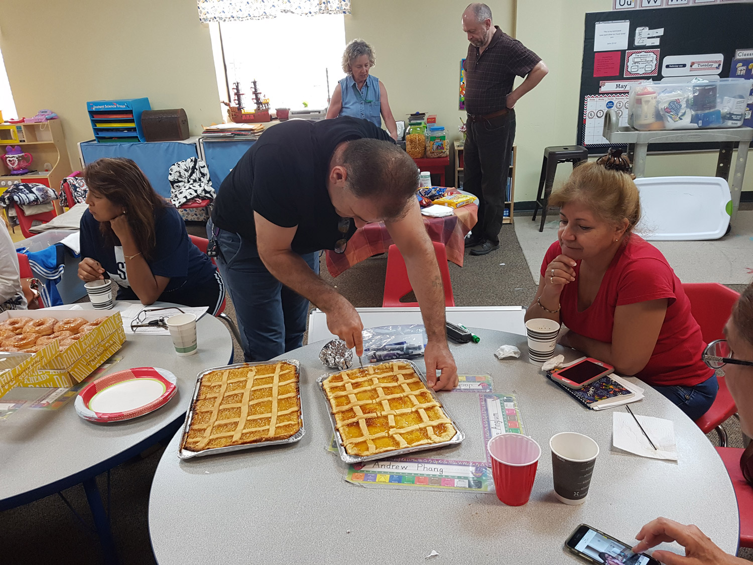 ESL-2018-sharing-food_2.jpg