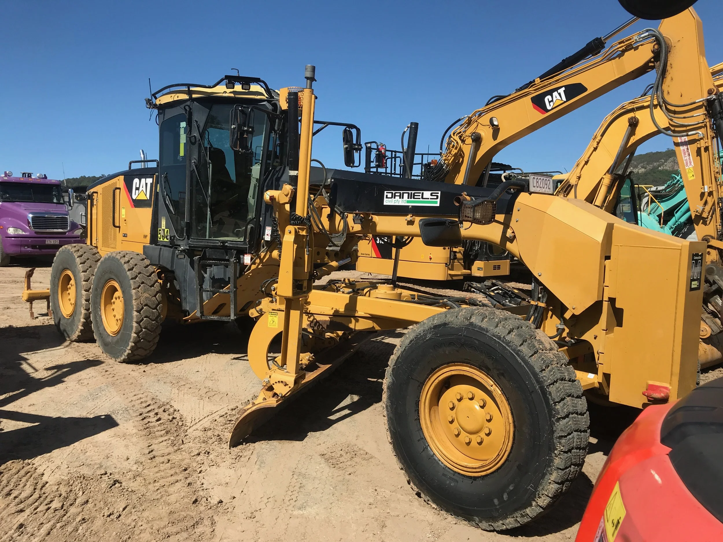Caterpillar Grader 120M   This unit is GPS enabled and built in 2009