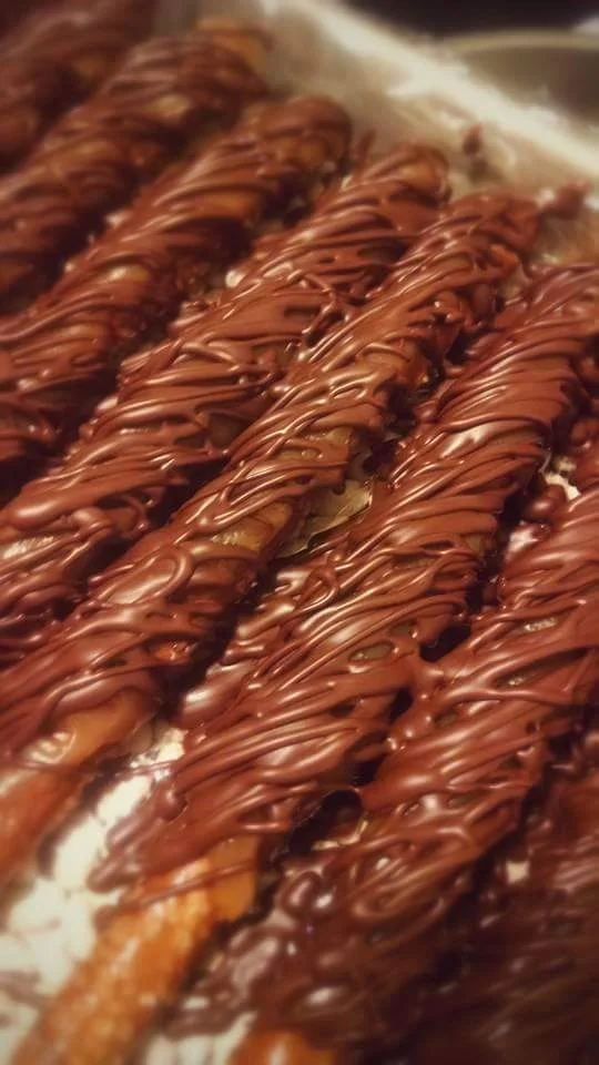 2 pcs Milk Chocolate Dipped Caramel Pretzel Rods — Bella Amour Chocolates