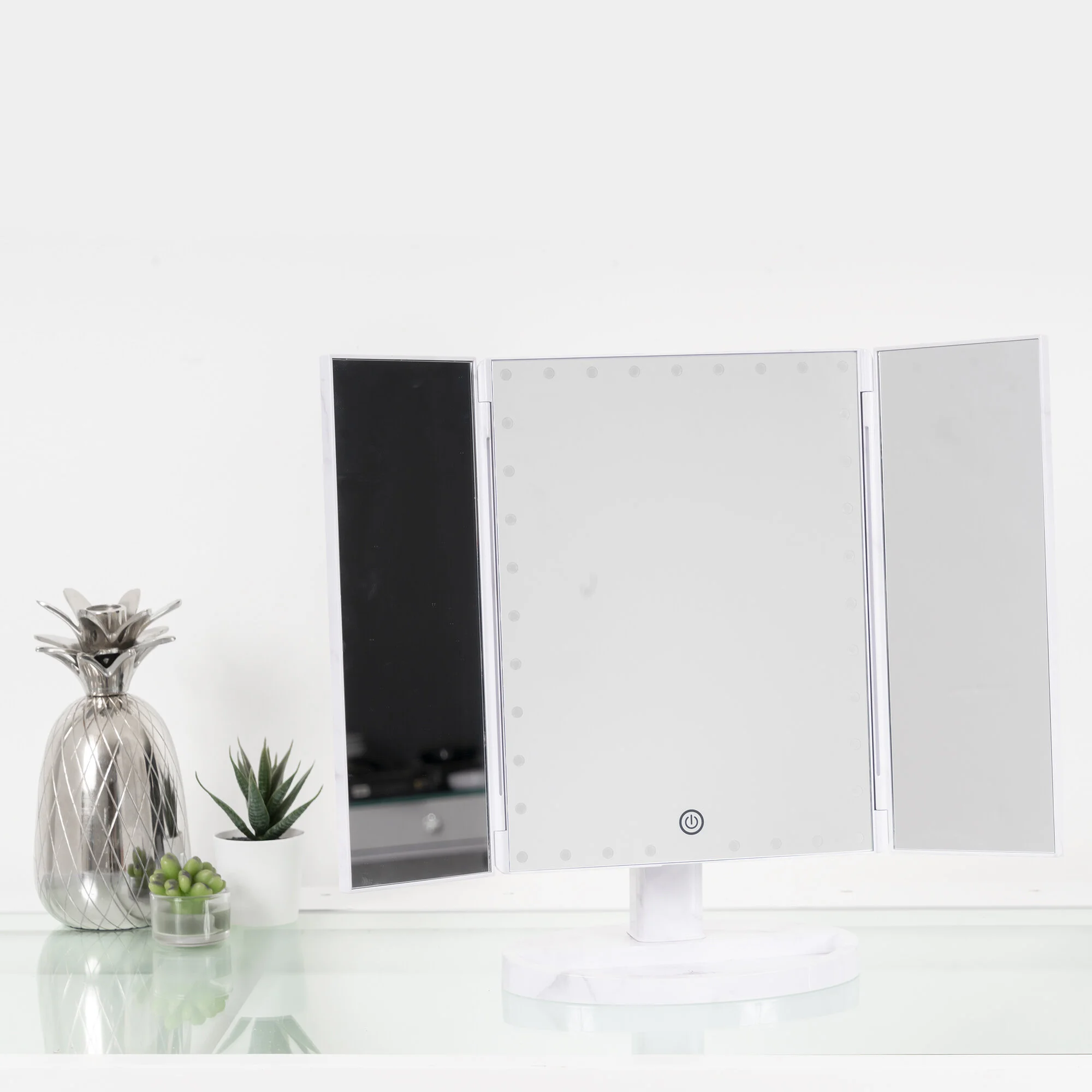 Touch Trifold XL-Before.jpg