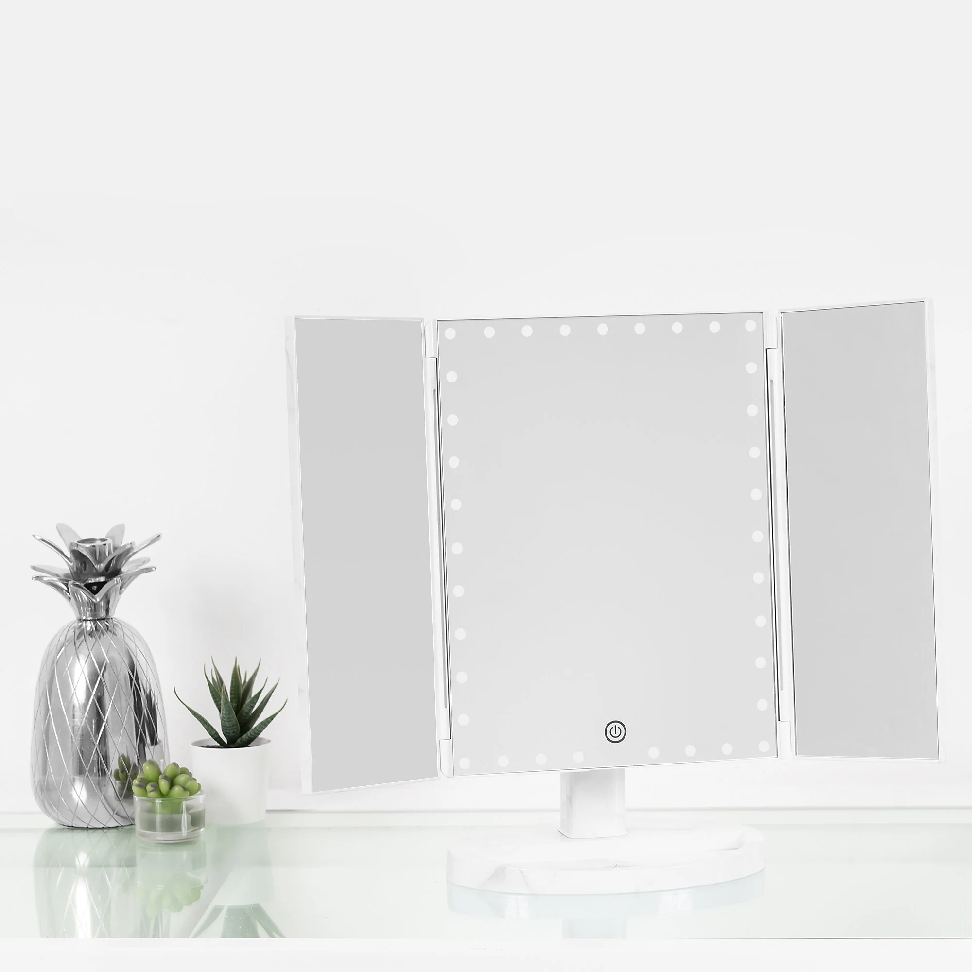 Touch Trifold XL-Marble-Lifestyle-Cropped.jpg