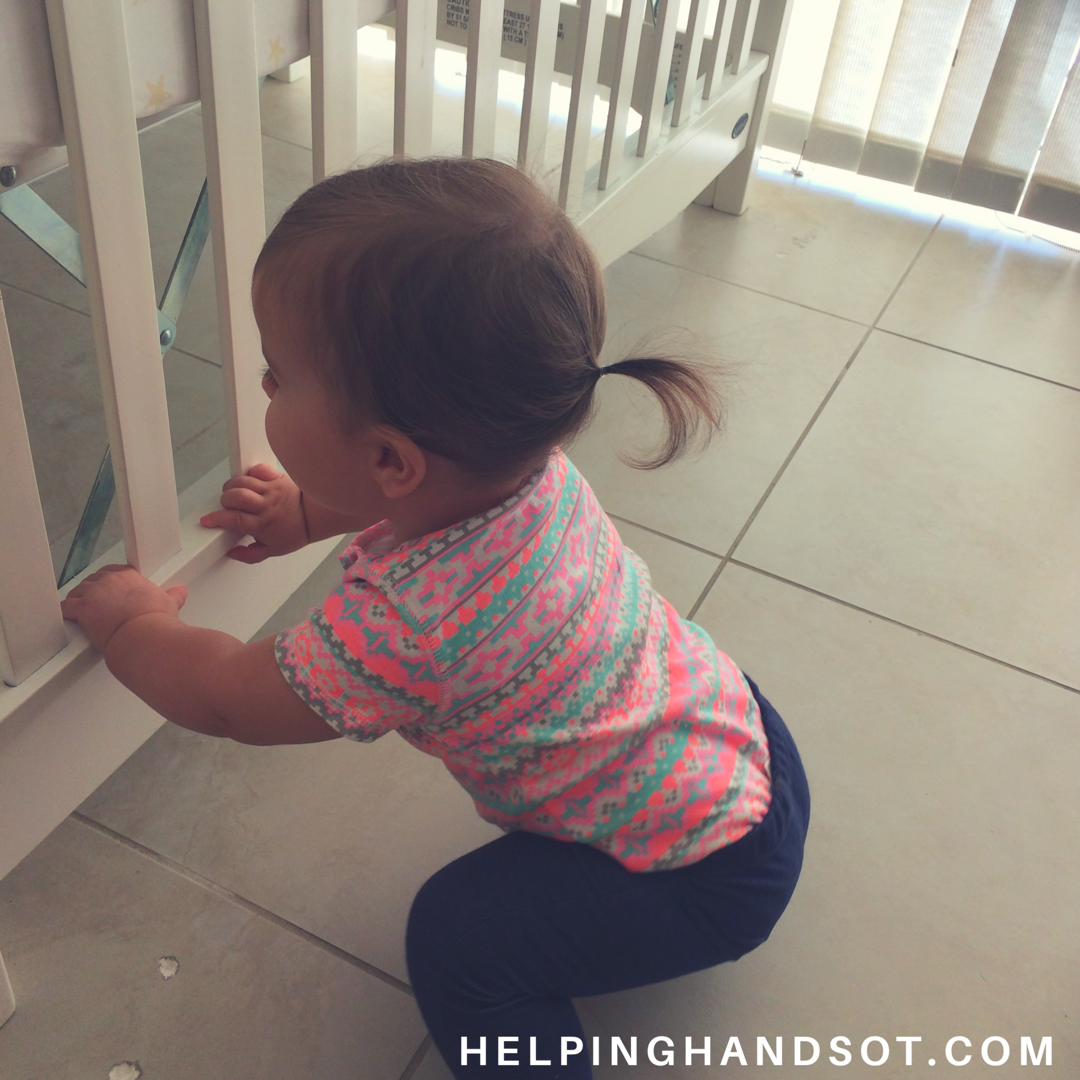 baby pull self to standing