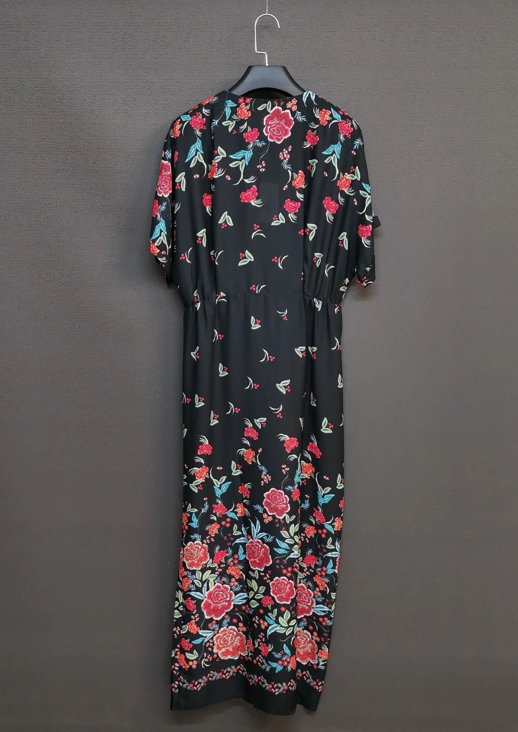 Arianna Maxi Dress ZX228 Black 8-14 Polyester $25 back.jpg