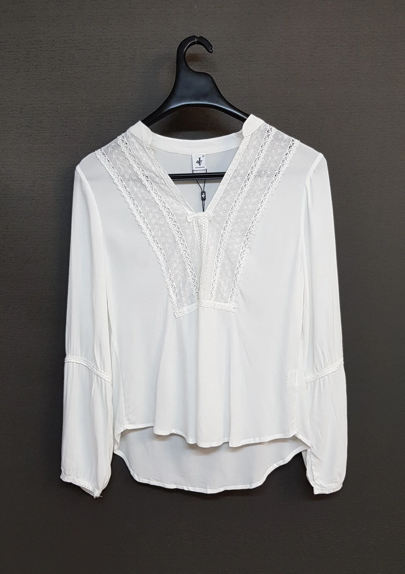 Veronica Top YJ061607 White 8-14 Viscose $19.jpg