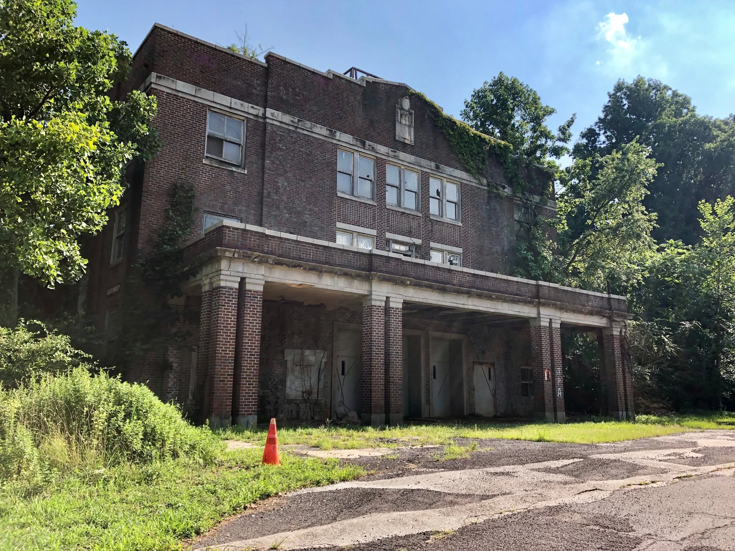 pennhurstparacon28.jpg