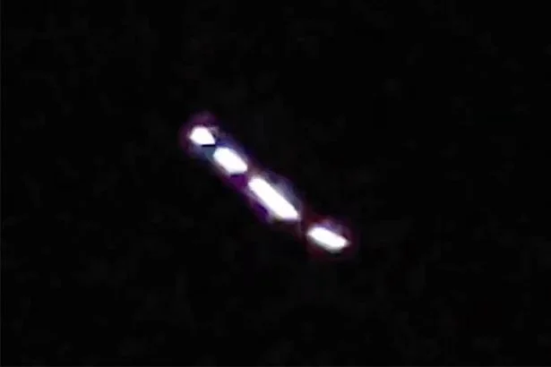 0_alien-ufo-1656923.jpg