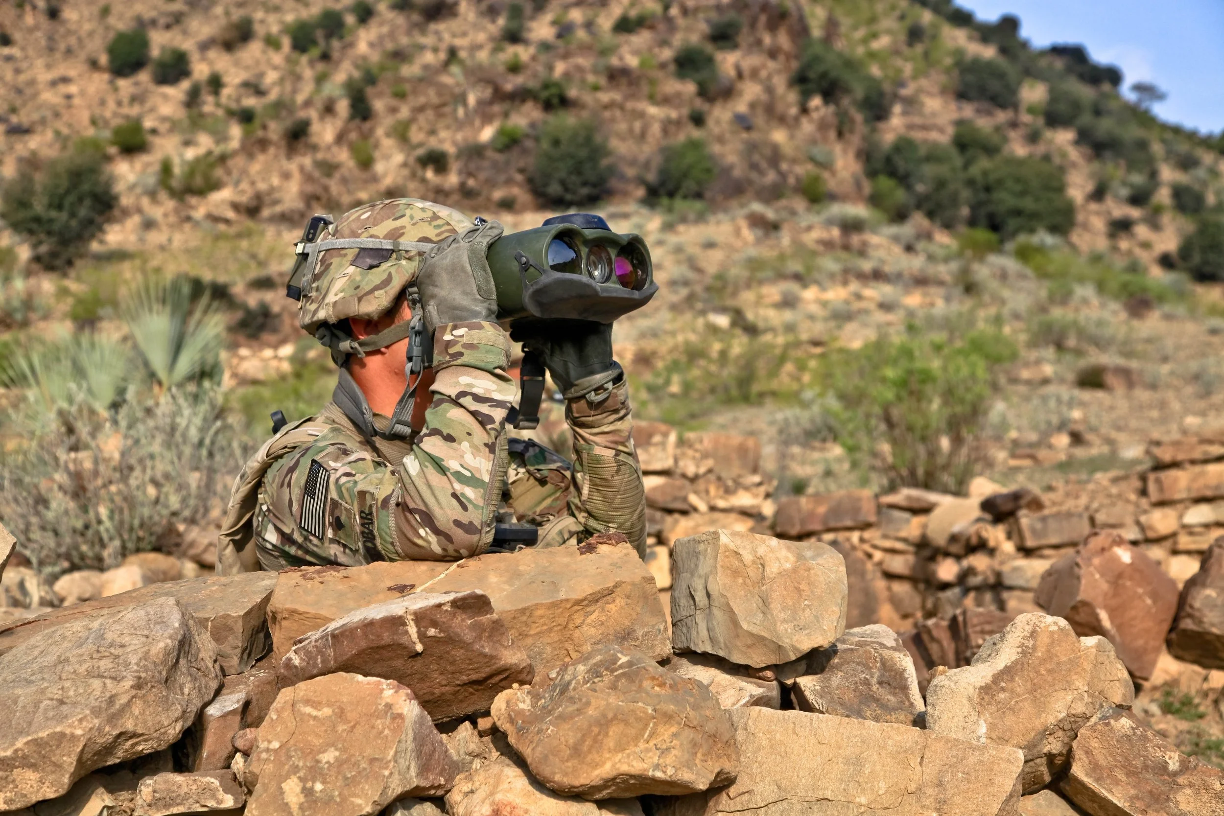 reconnoiter-60779.jpg
