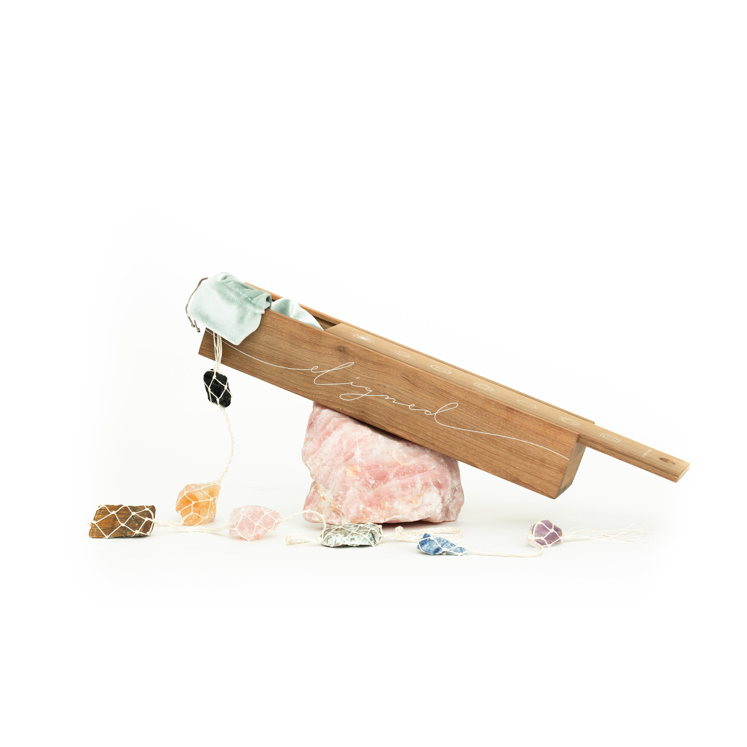 eligned_chakra_strand_product+(2+of+19).jpg