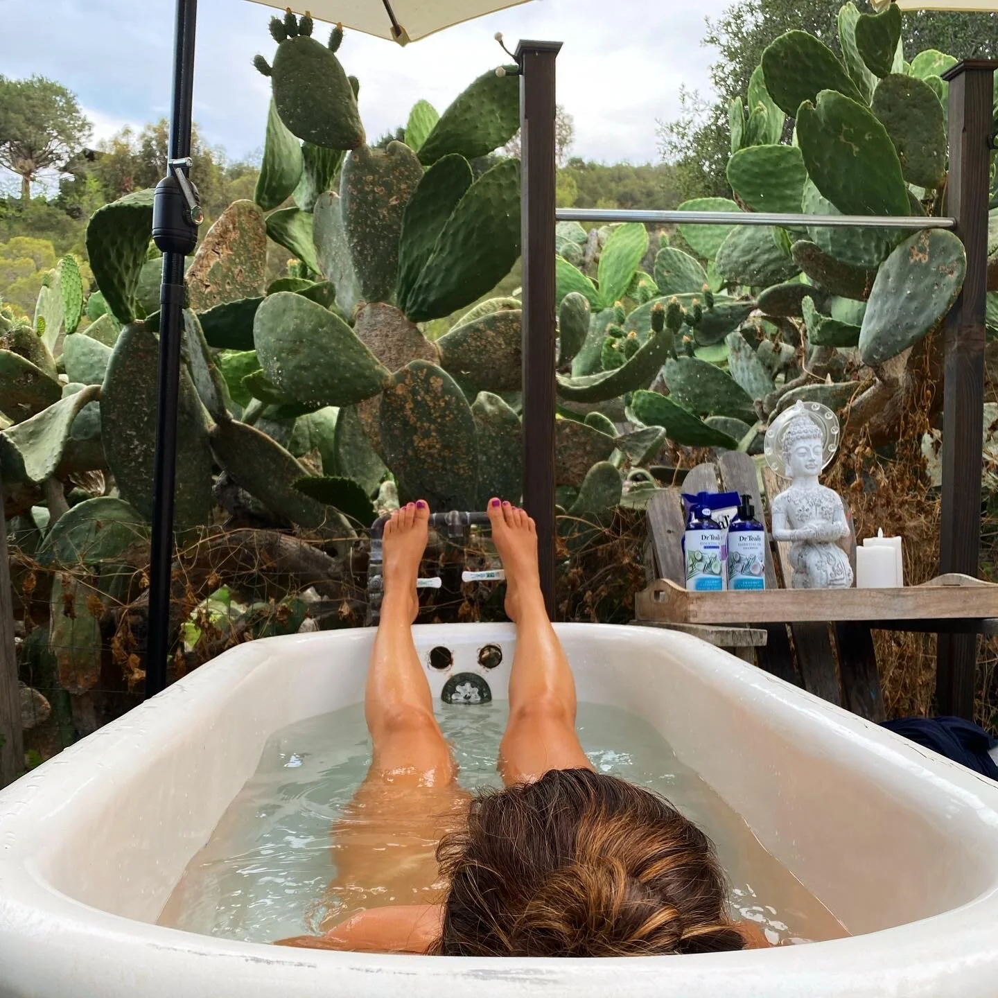 Dr. Scott and Ren Stress Relief Baths