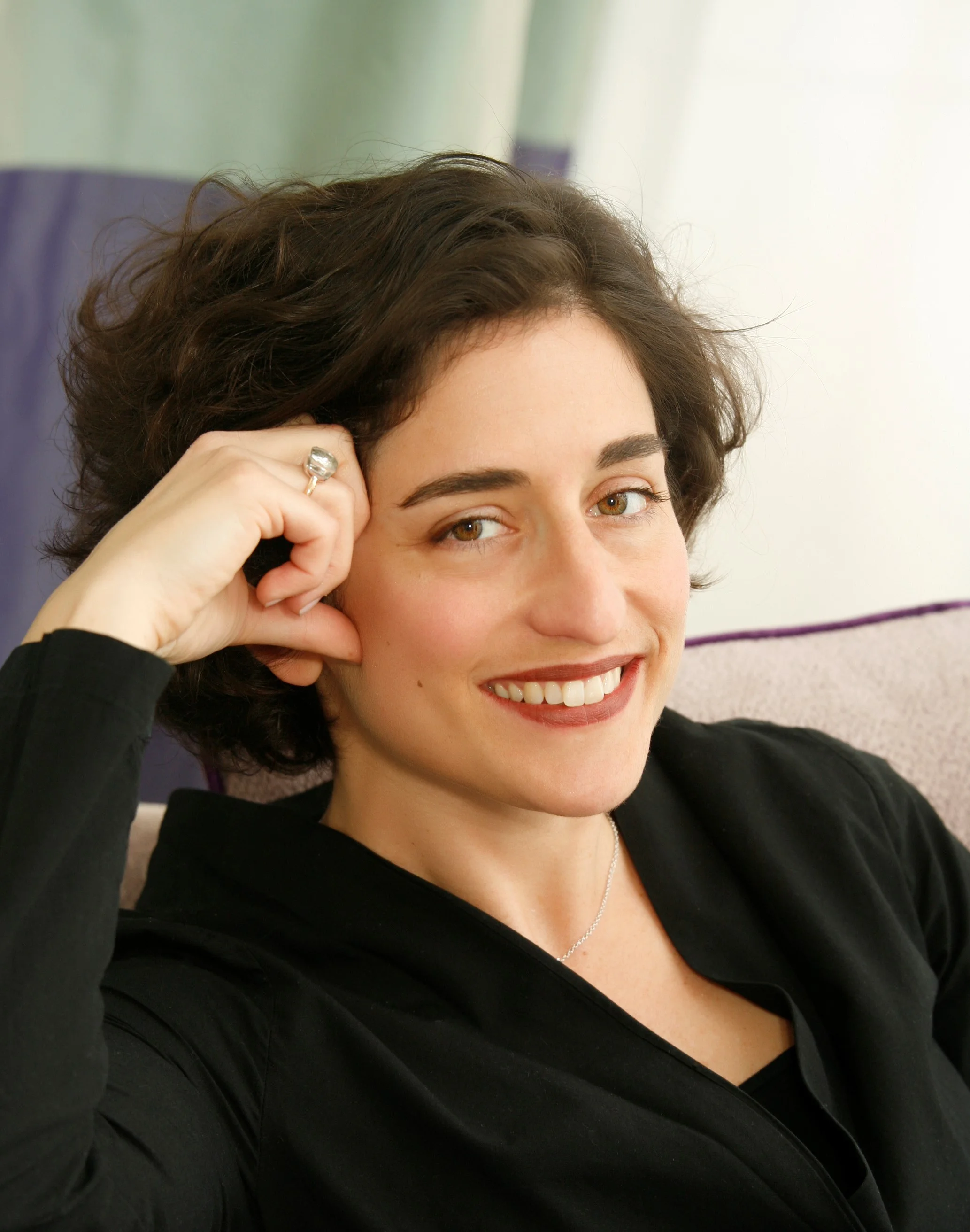 GillyHeadshot.jpg