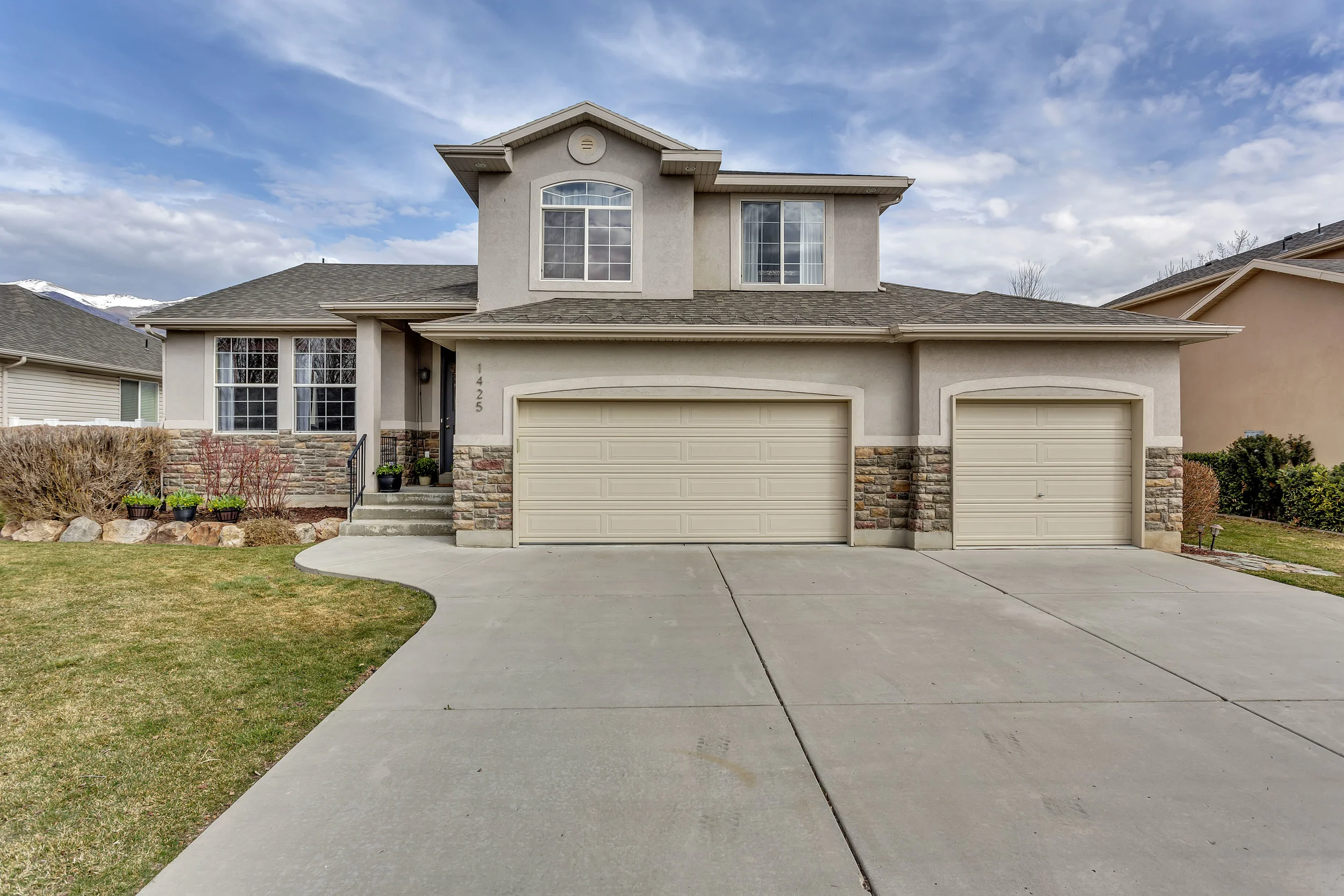 1425 S Via La Costa Way