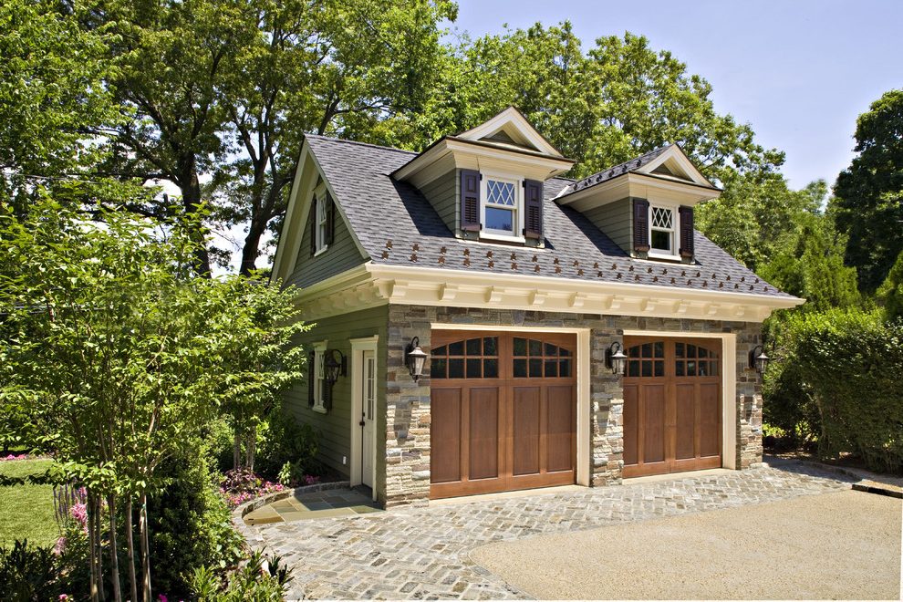 detached garage 3.jpg