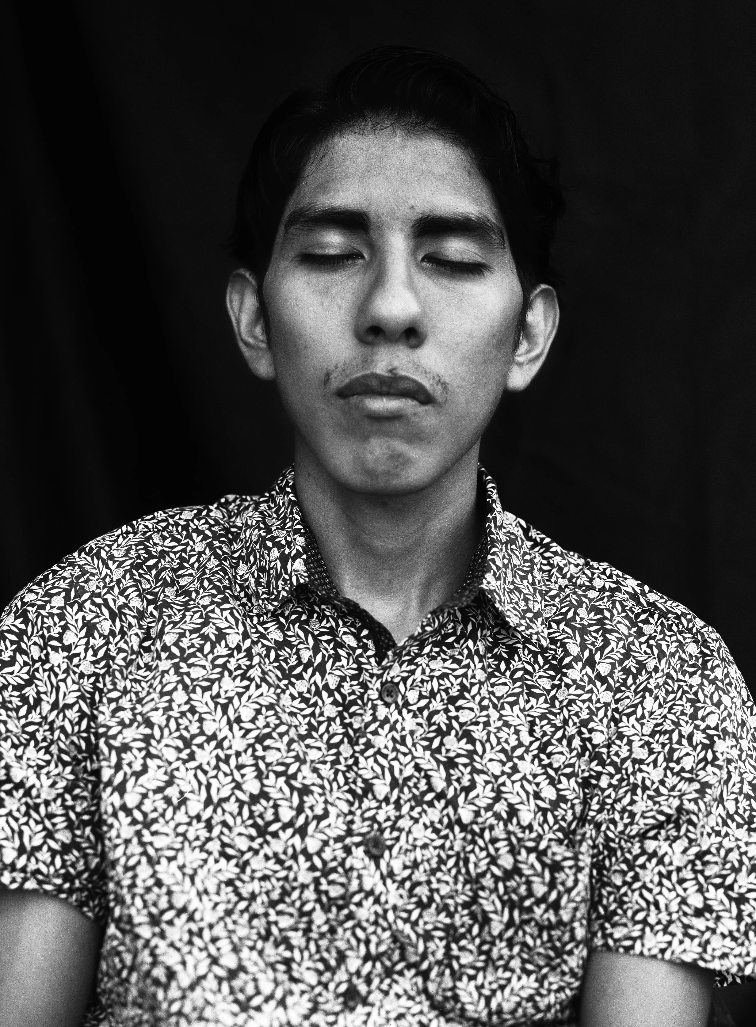 Patricio-closed-web.jpg